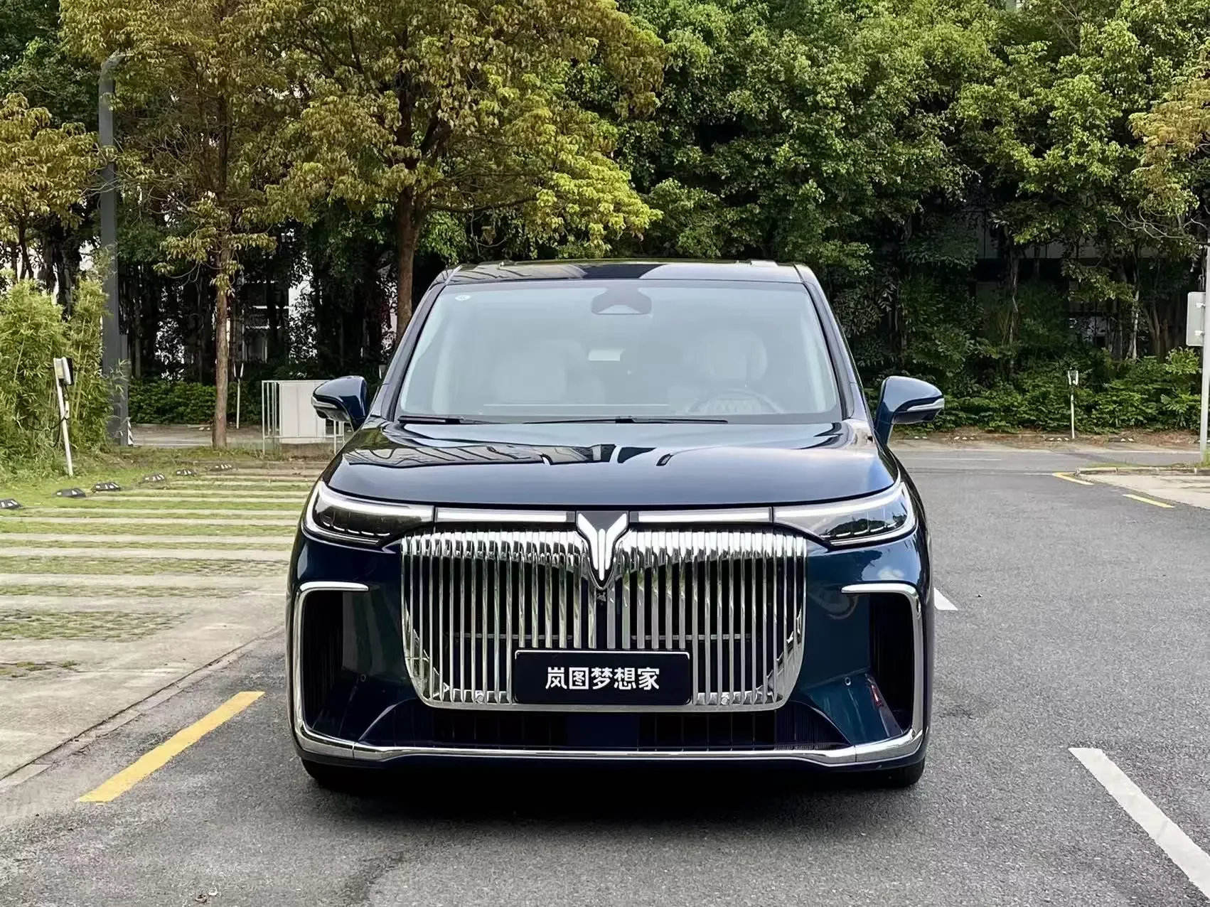 Voyah Lantu Dreamer PHEV