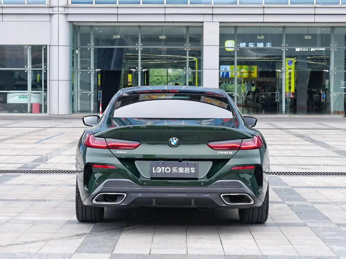 BMW 8 Series