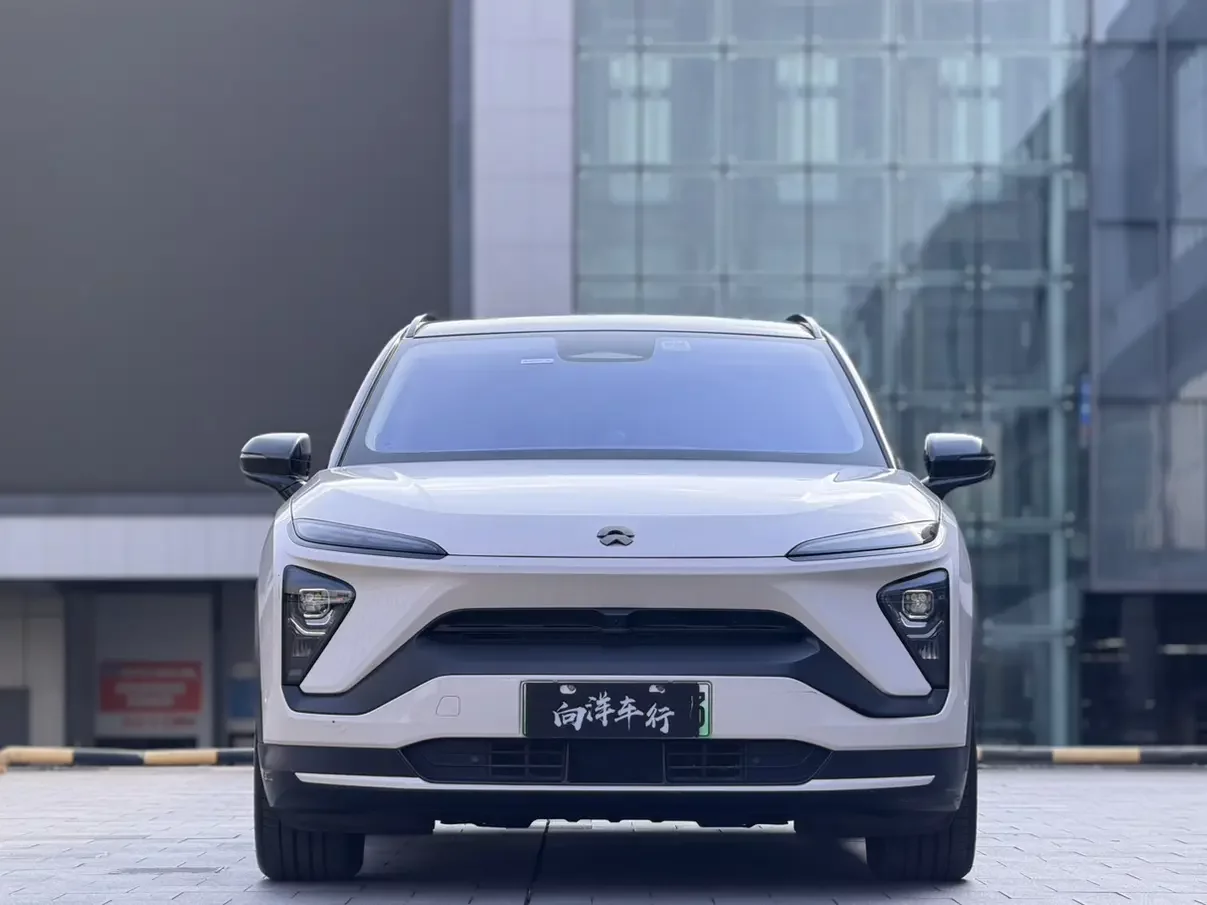 NIO ES6