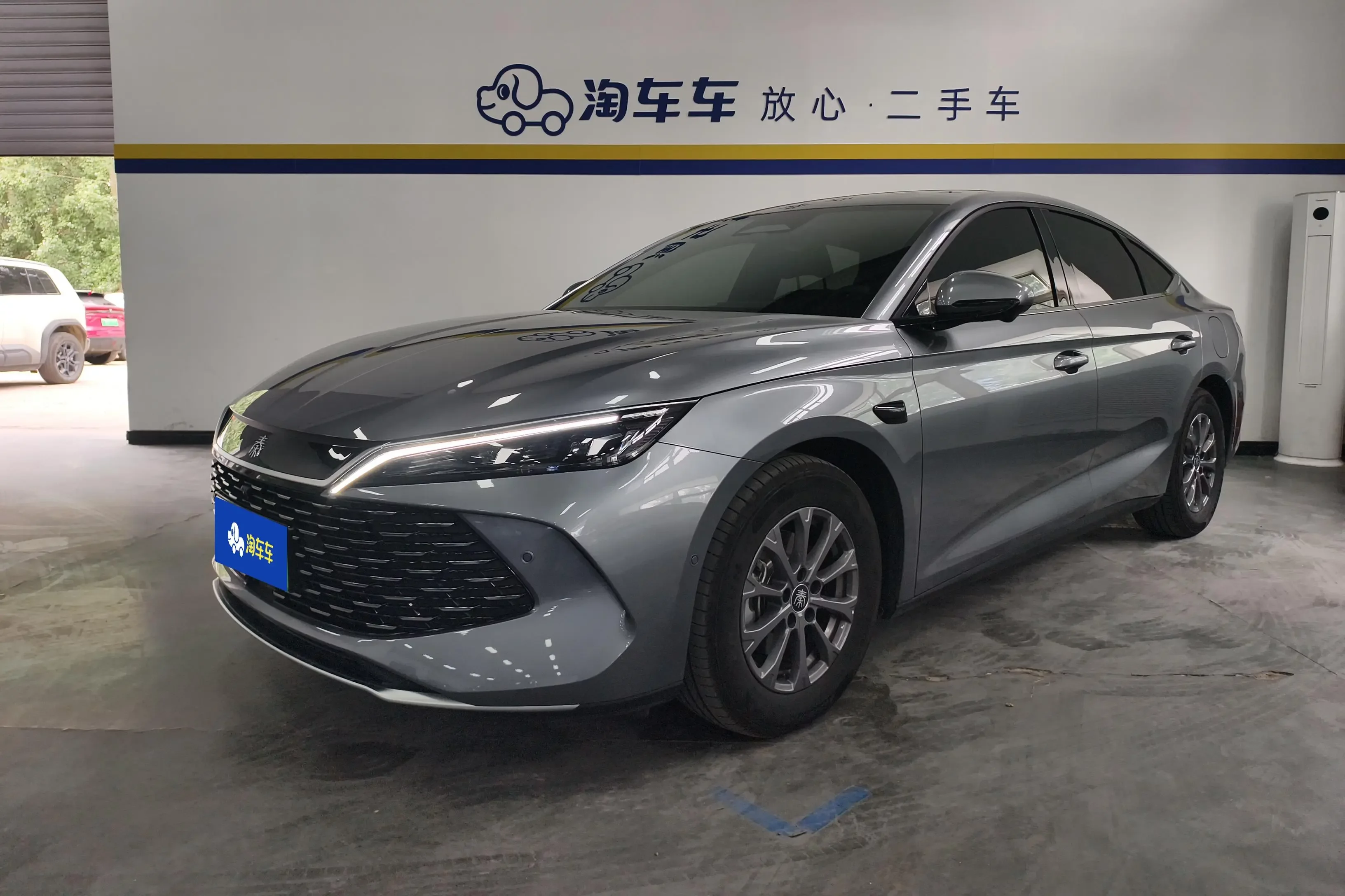 BYD Qin L DM