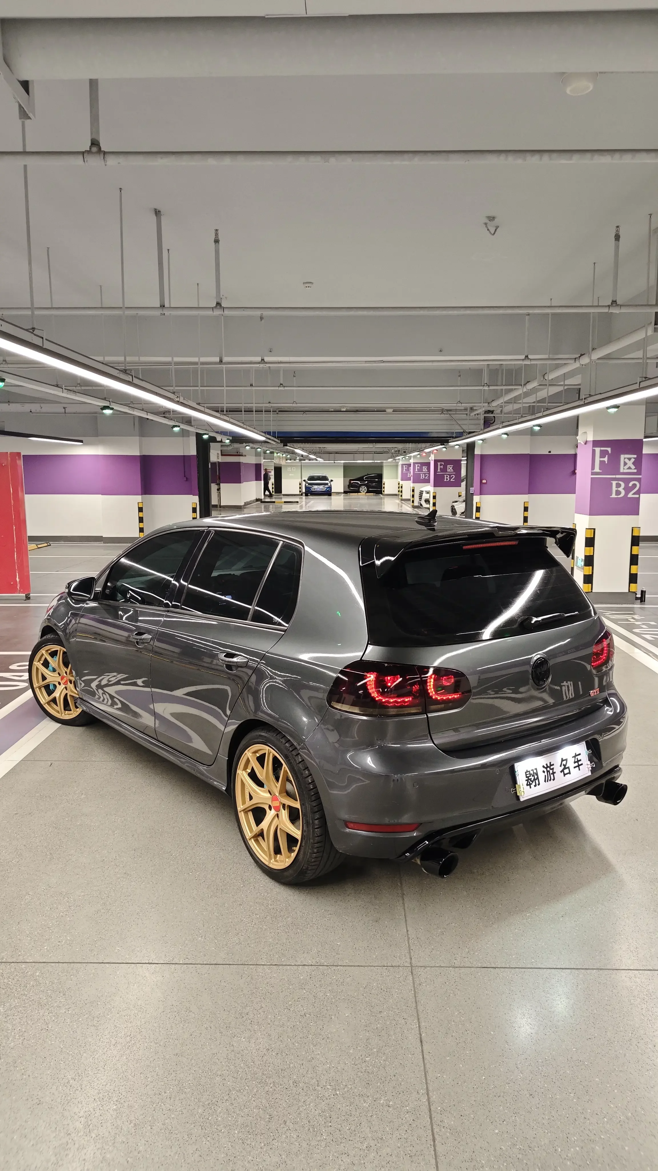 Volkswagen Golf GTI