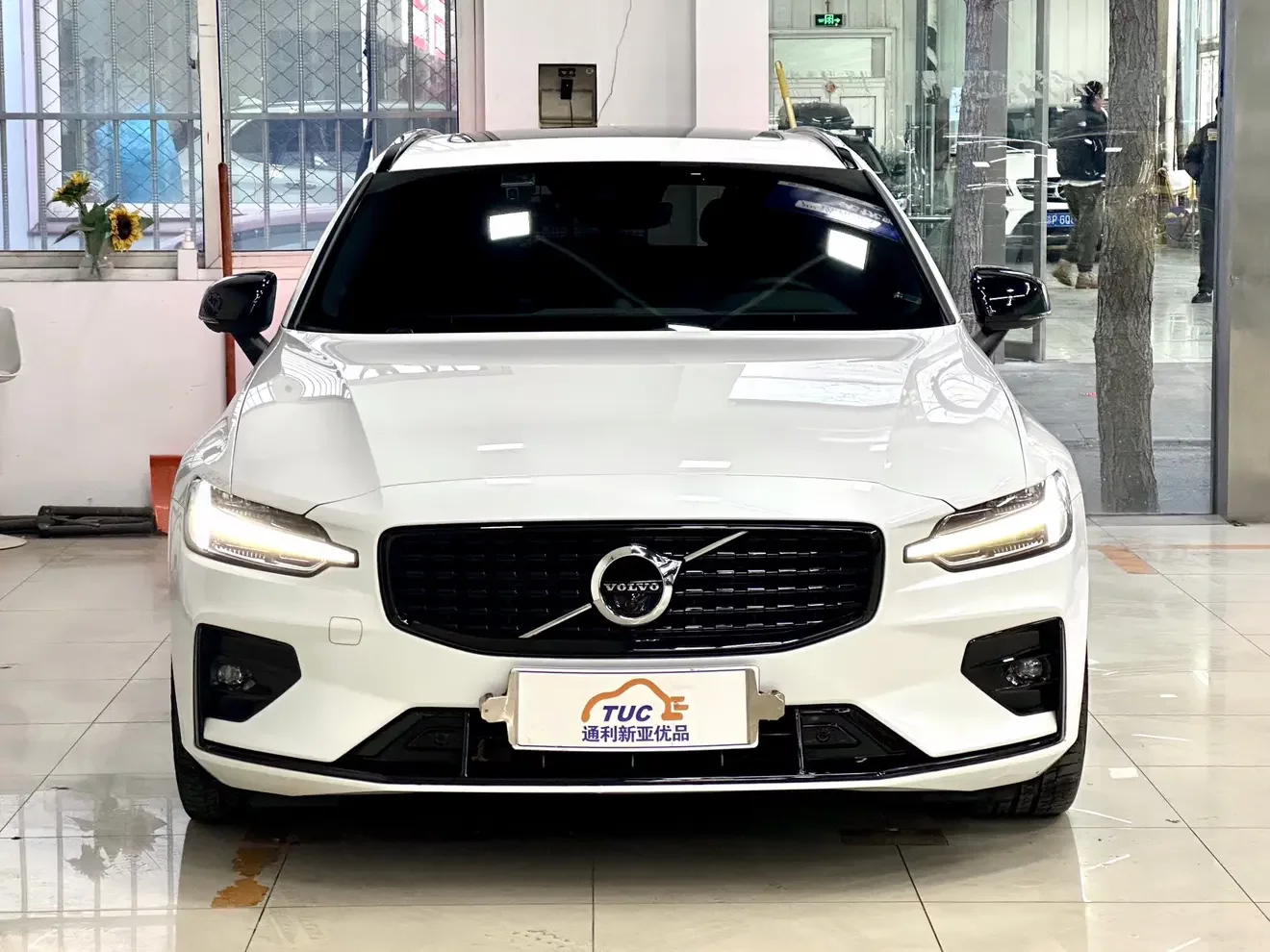 Volvo V60