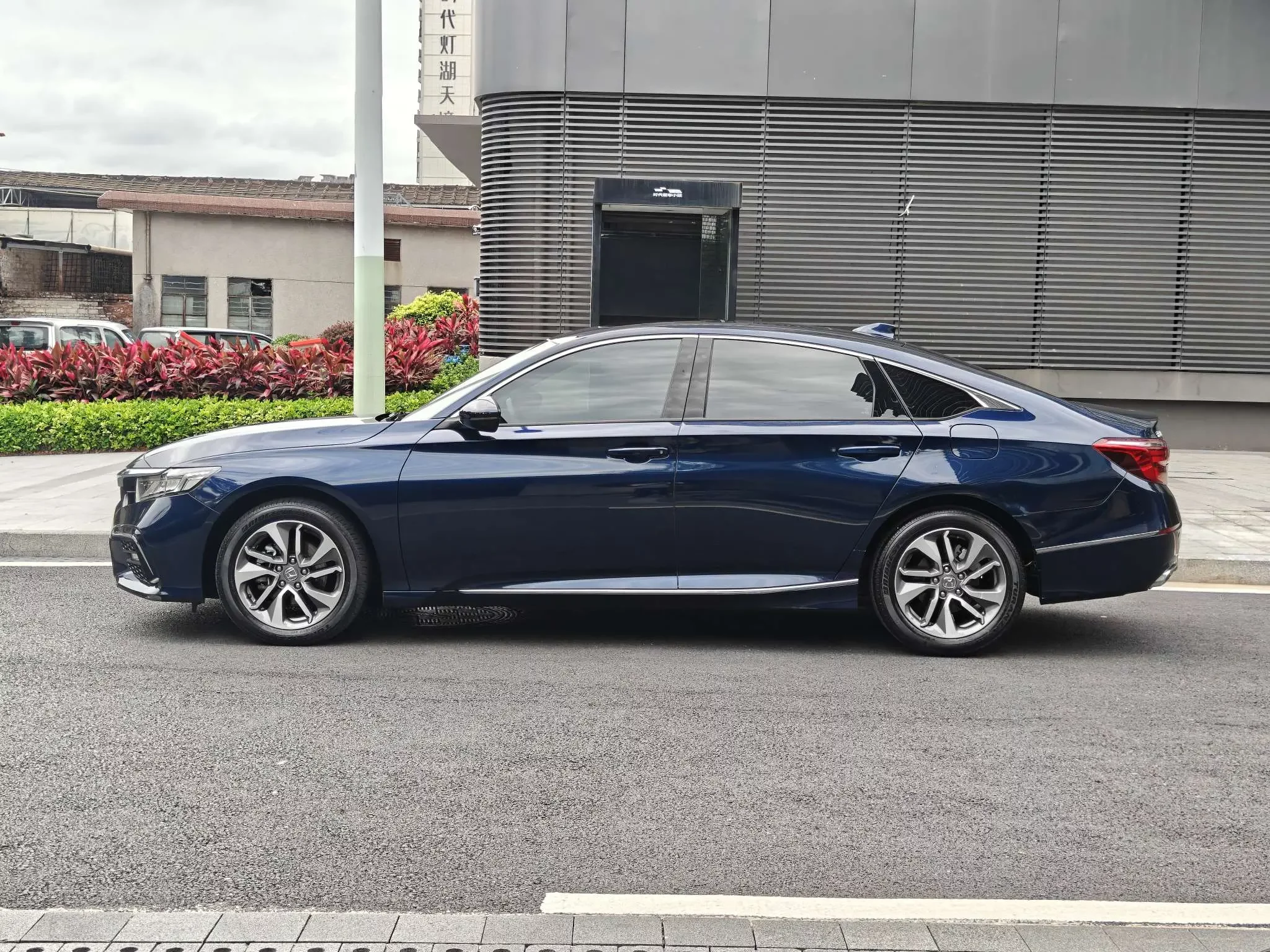 Honda Inspire