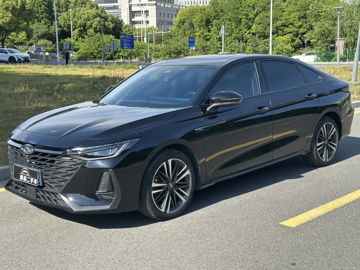 Chery Arrizo 8