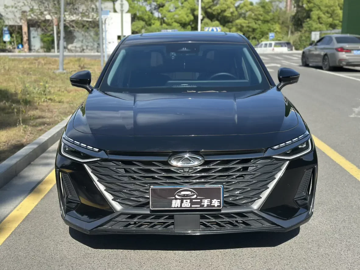 Chery Arrizo 8