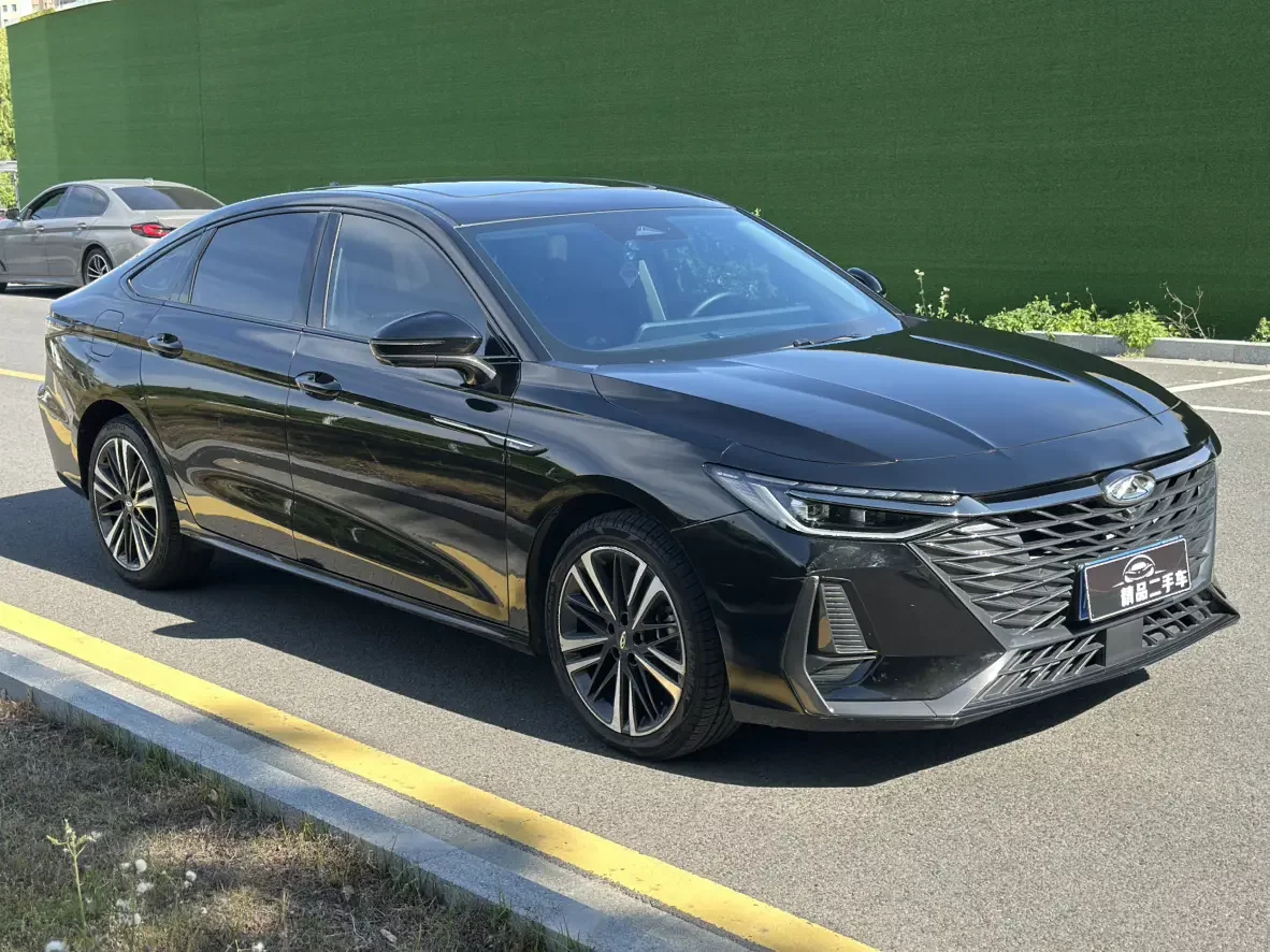 Chery Arrizo 8