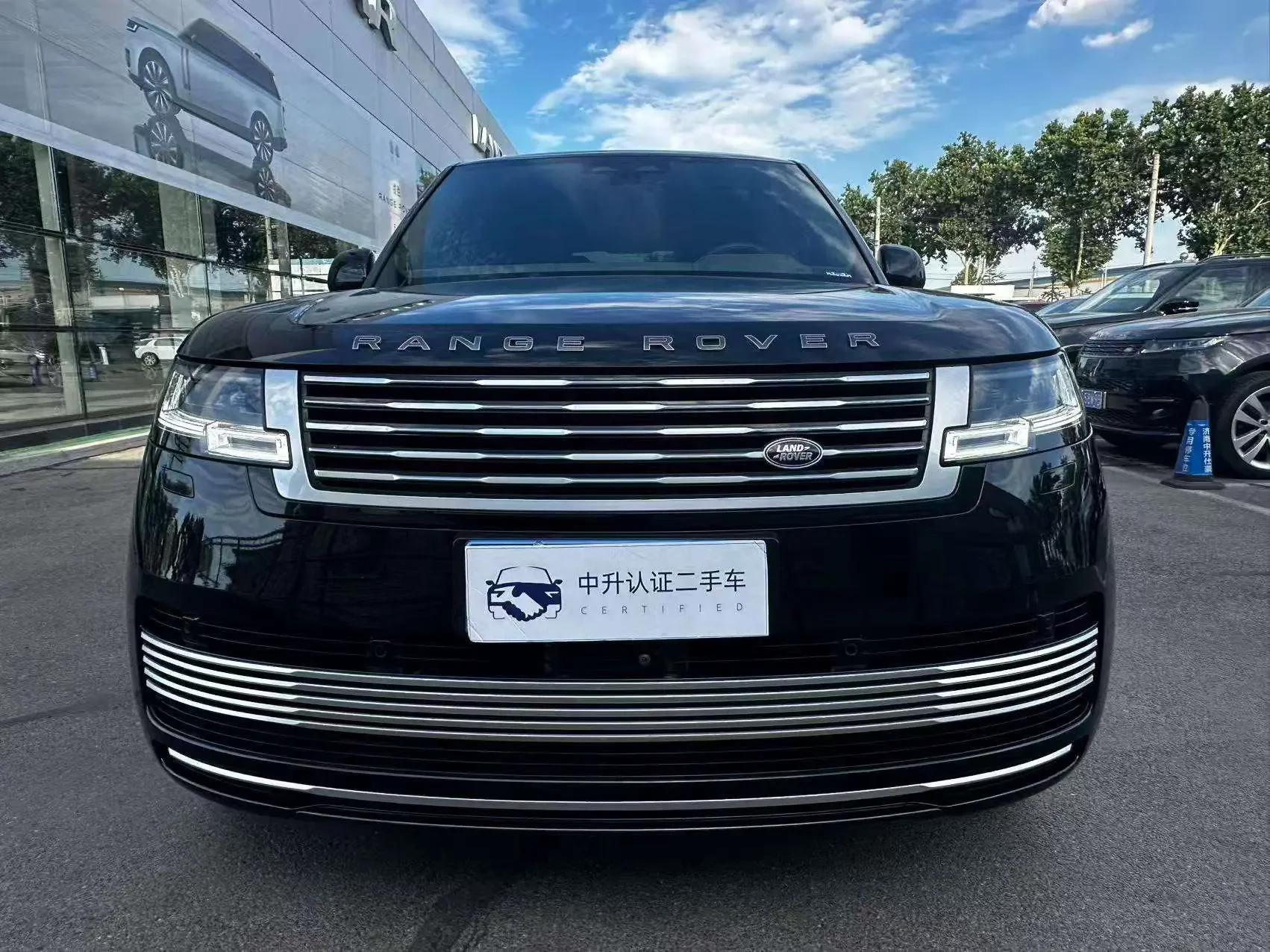 Land Rover range rover