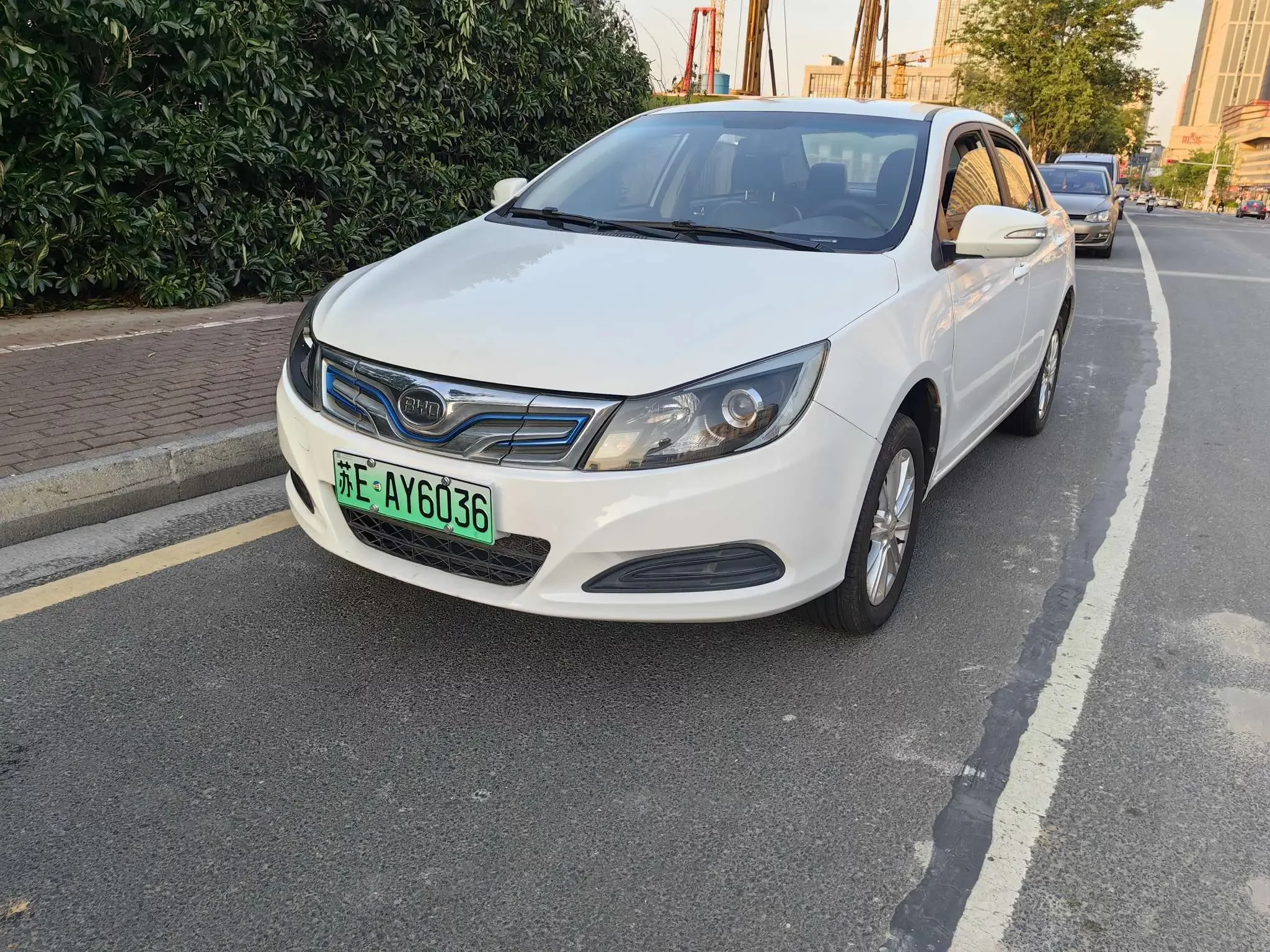 BYD e5
