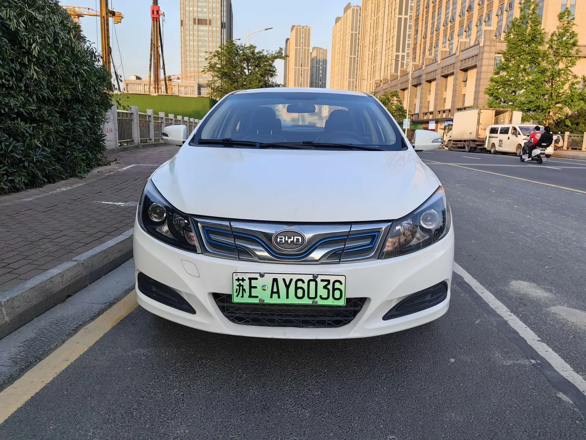 BYD e5