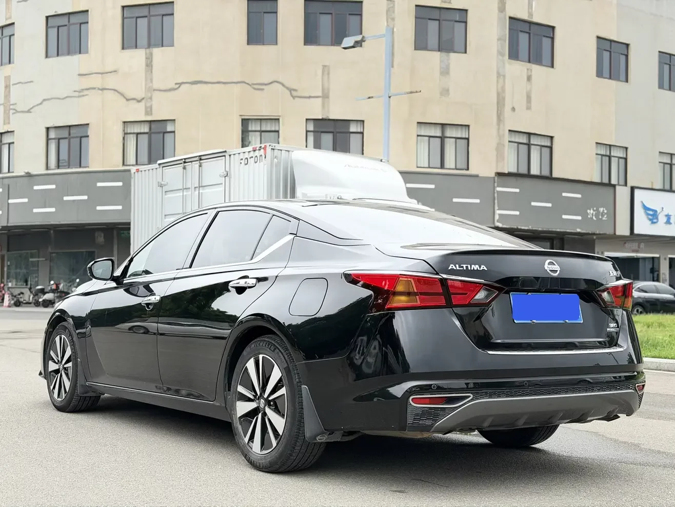 Nissan Altima