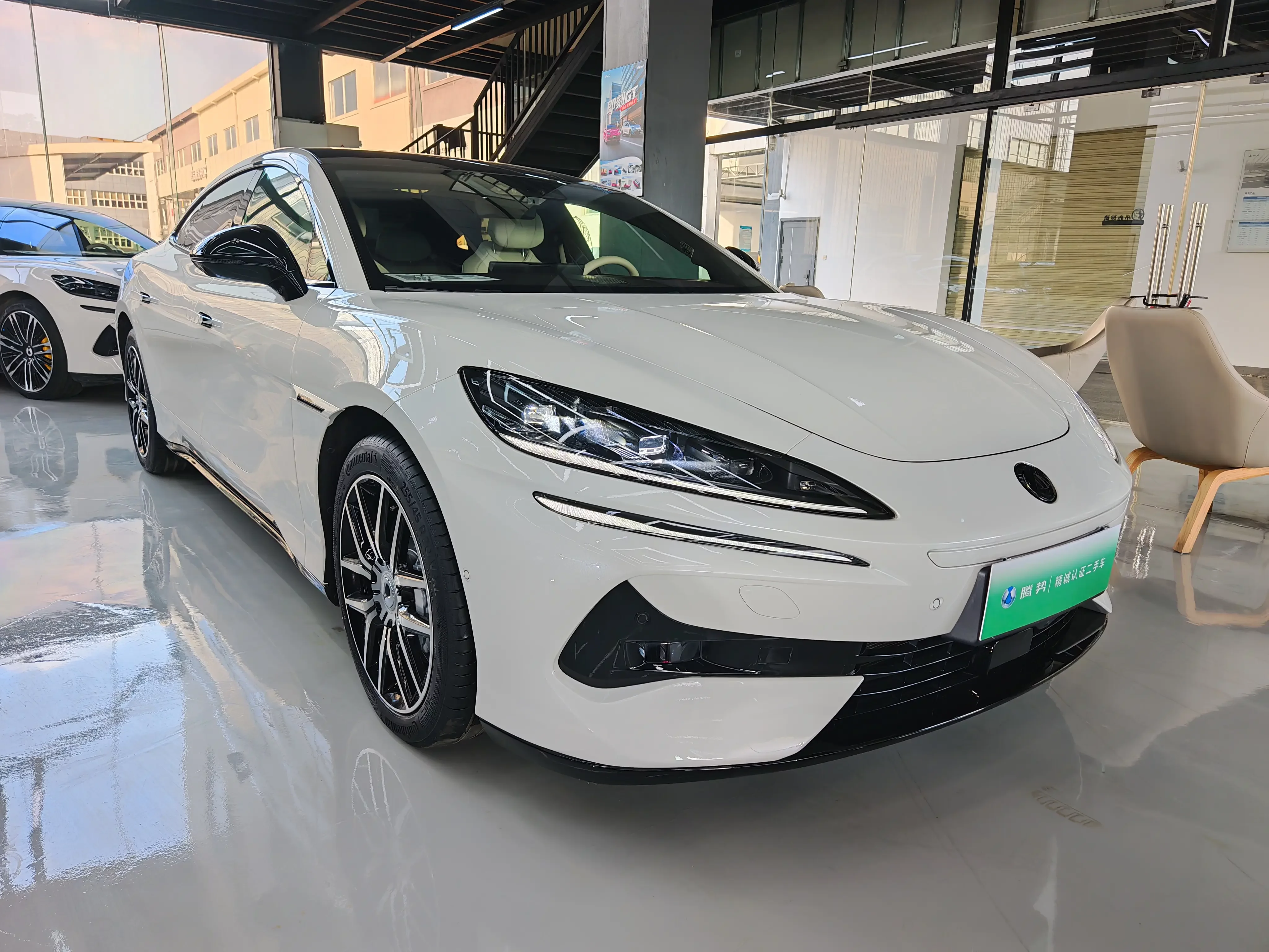 Denza Tengzhong Z9 DM