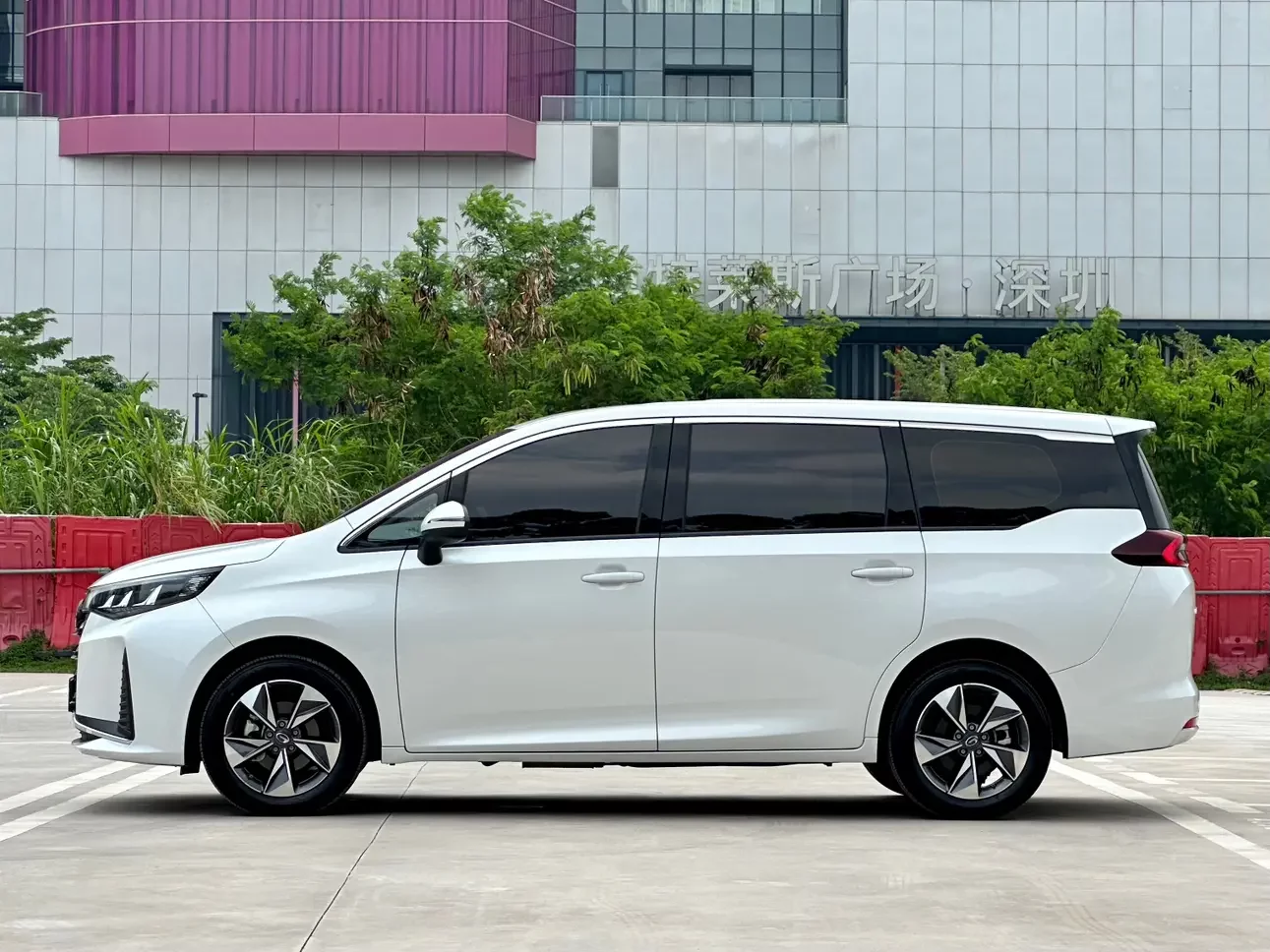 GAC Trumpchi M6