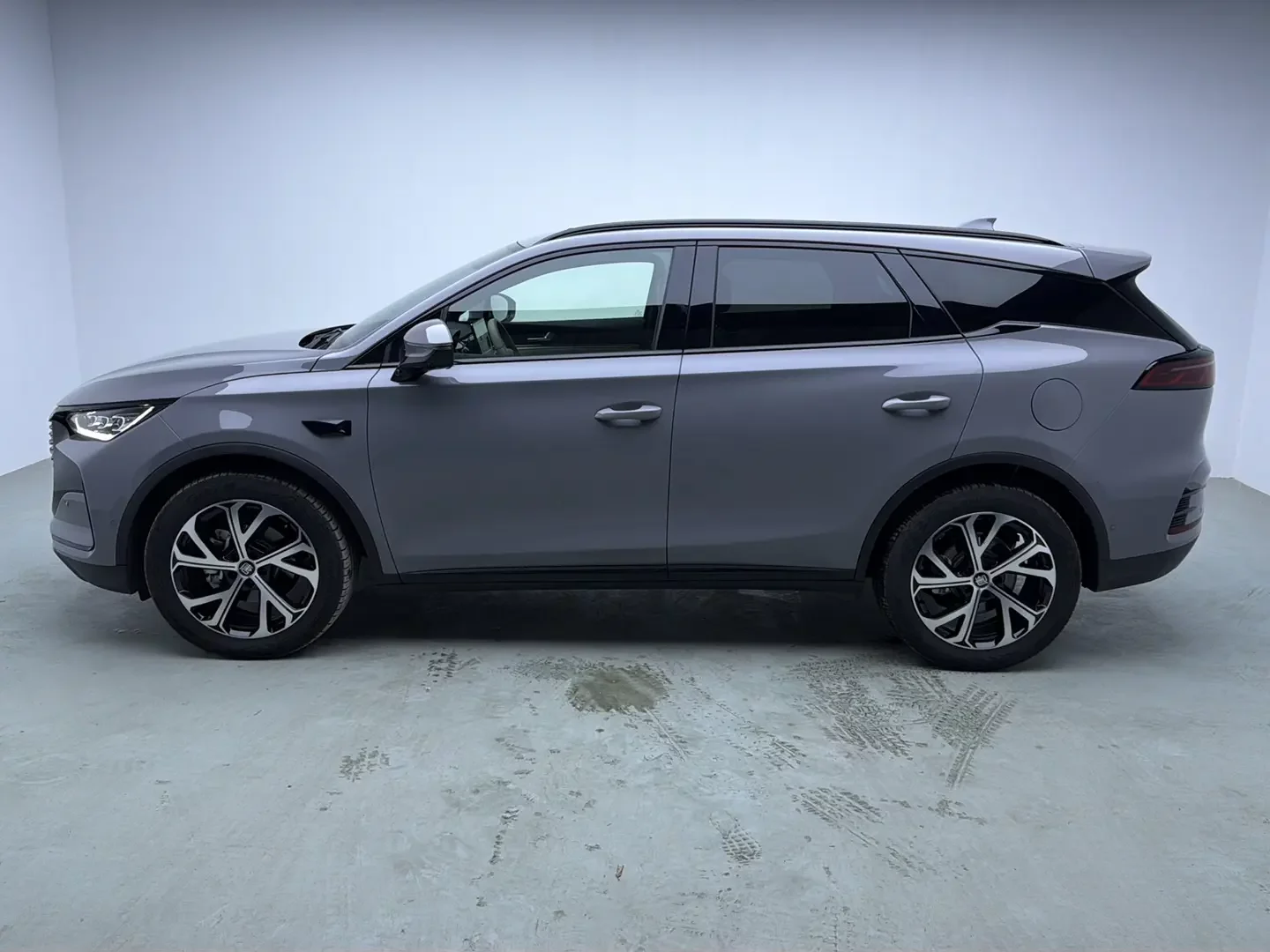 BYD Tang DM