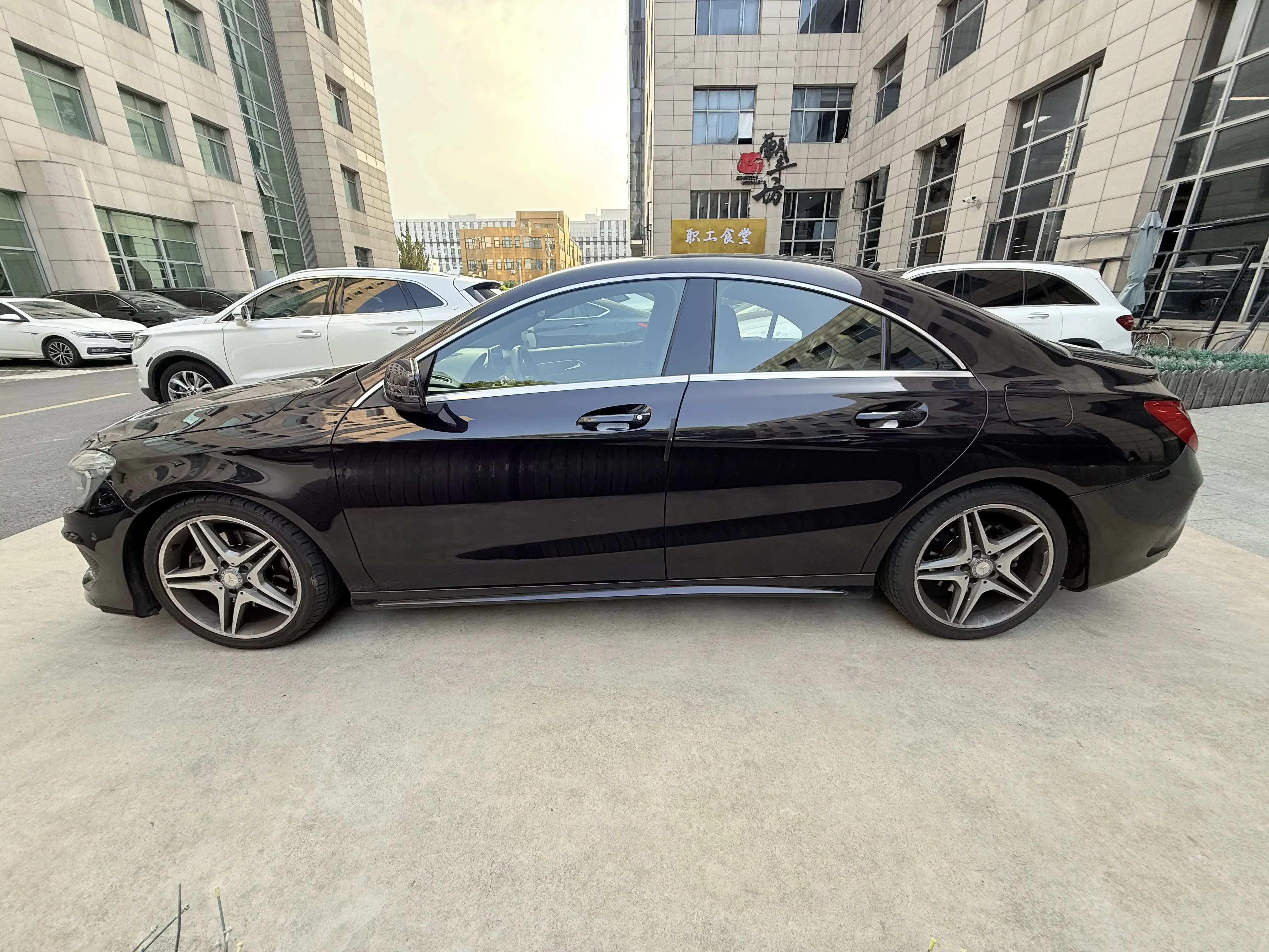 Mercedes-Benz CLA (Imported)