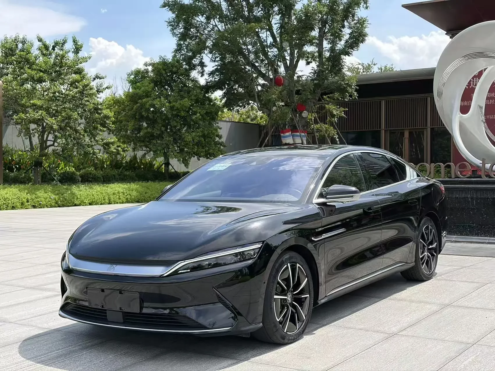 BYD Han EV