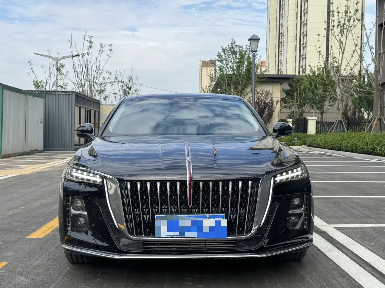 Hongqi H5