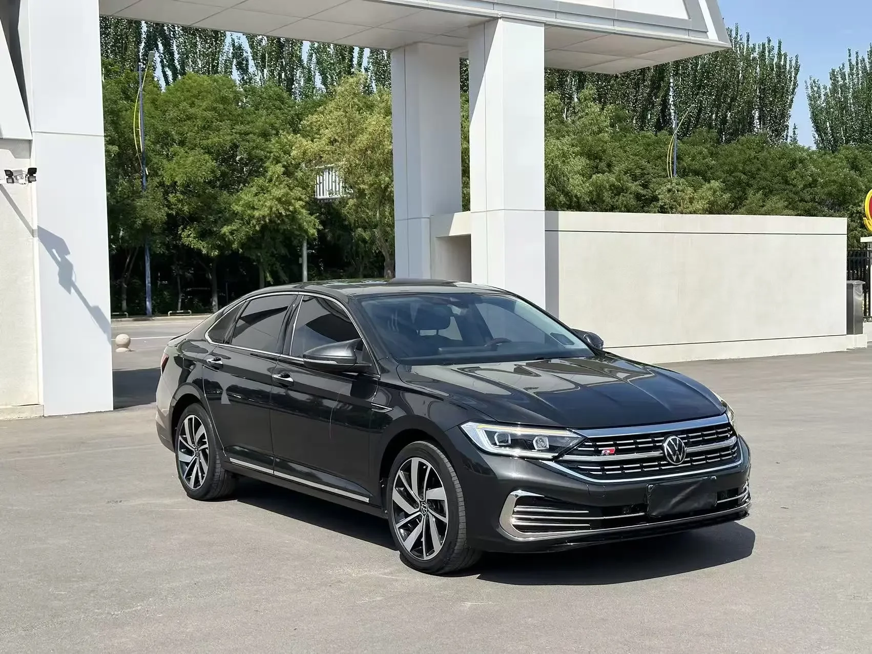 Volkswagen Sagitar