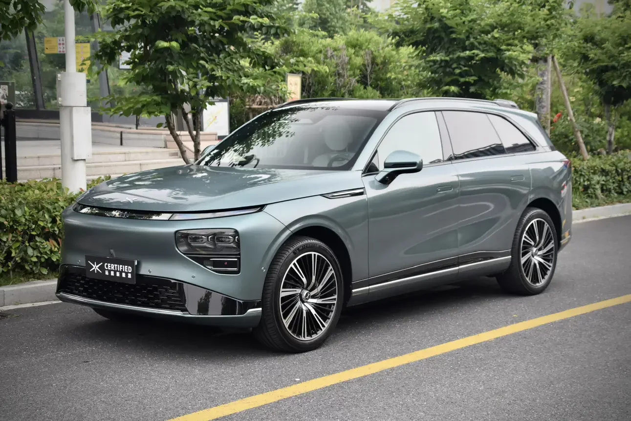 Xpeng G9