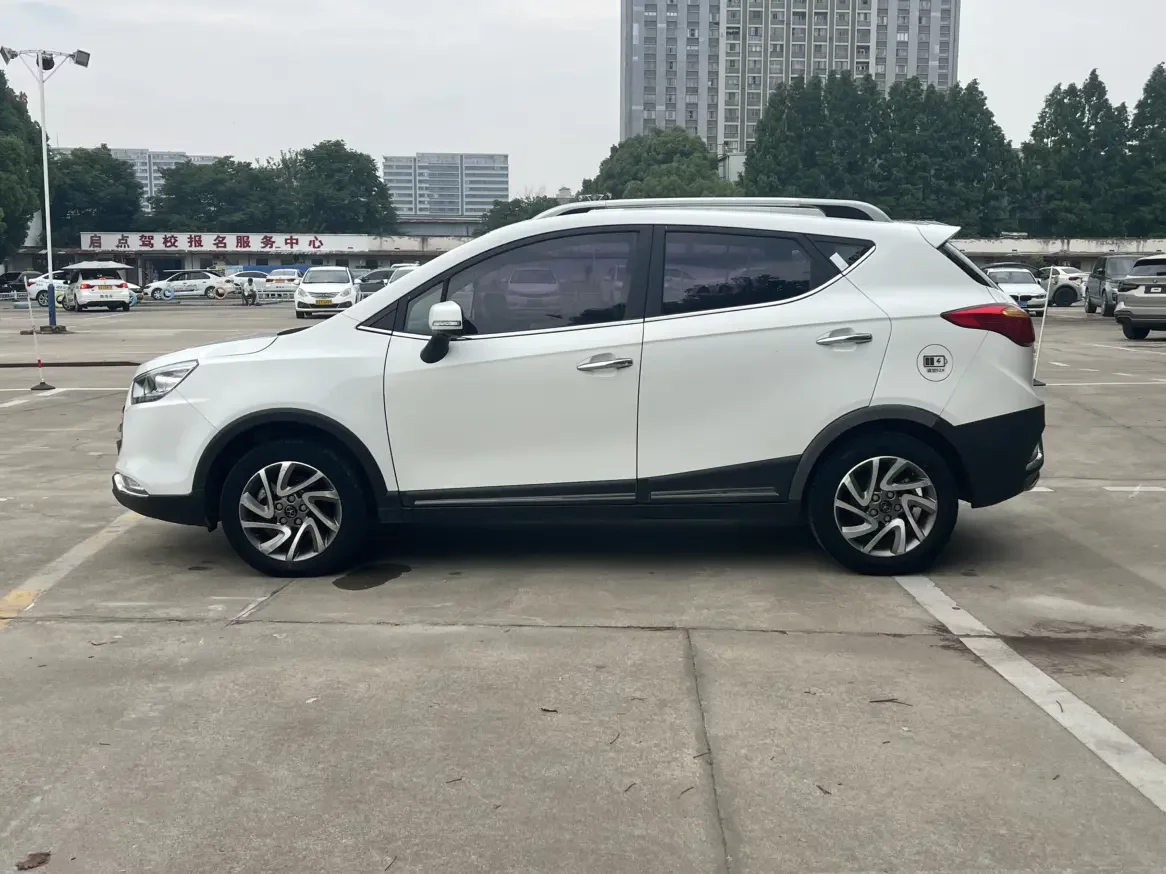 Jiangxi Ruifeng S3