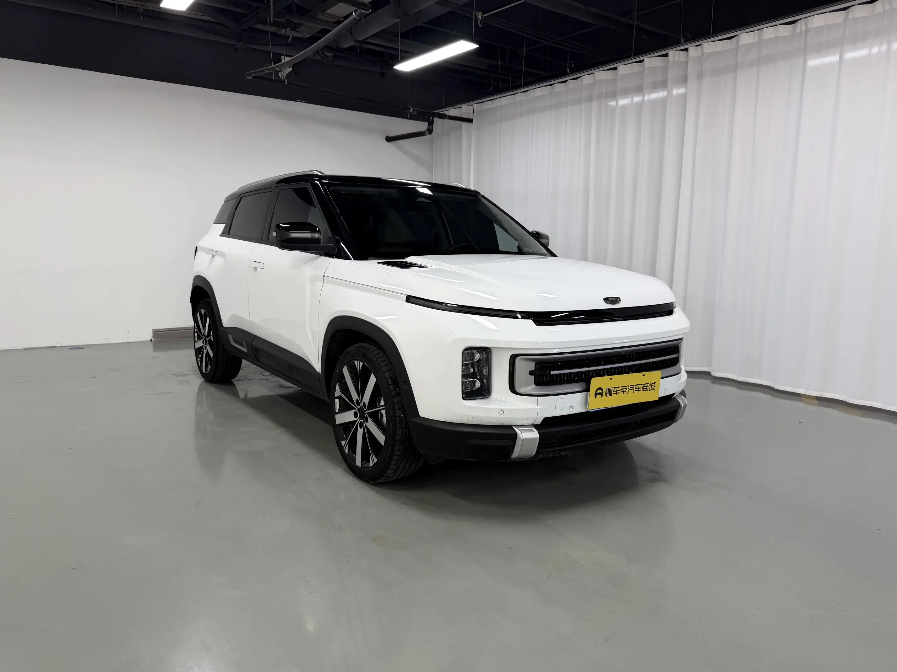 Geely ICON