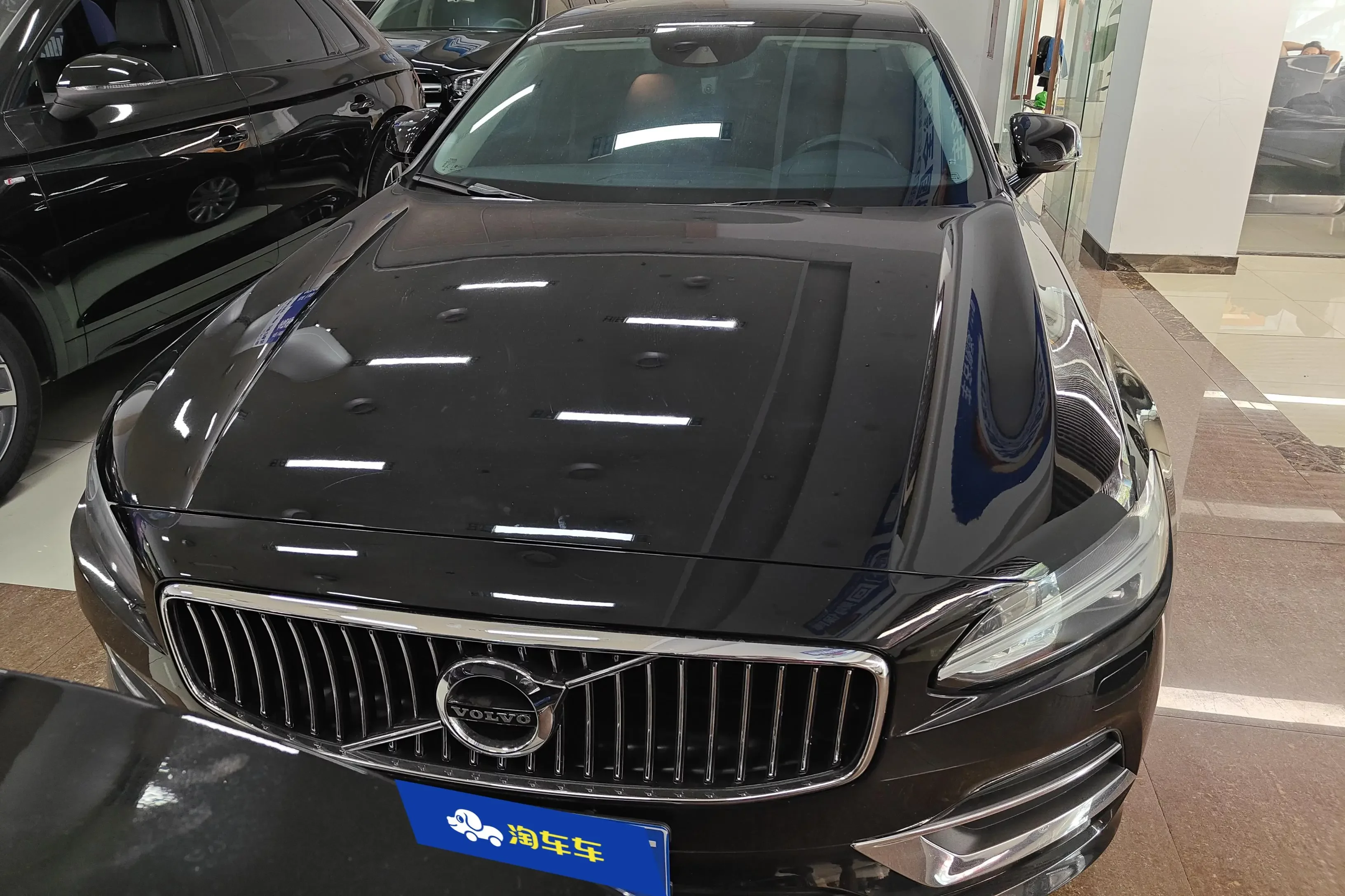 Volvo S90