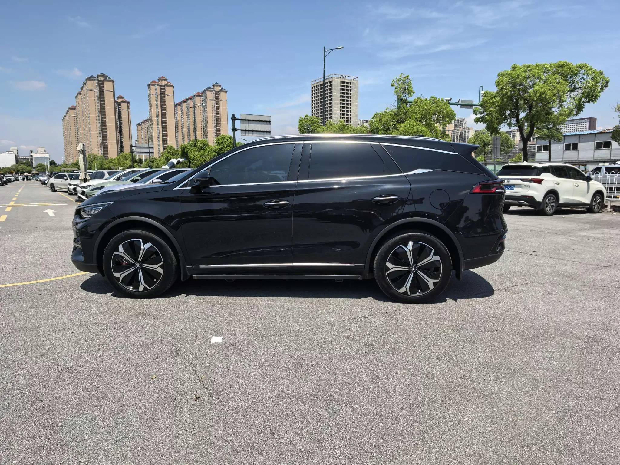BYD Tang EV