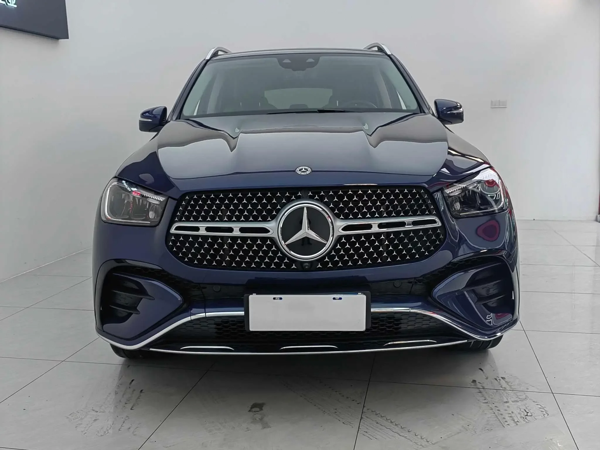 Mercedes-Benz GLE (Imported)