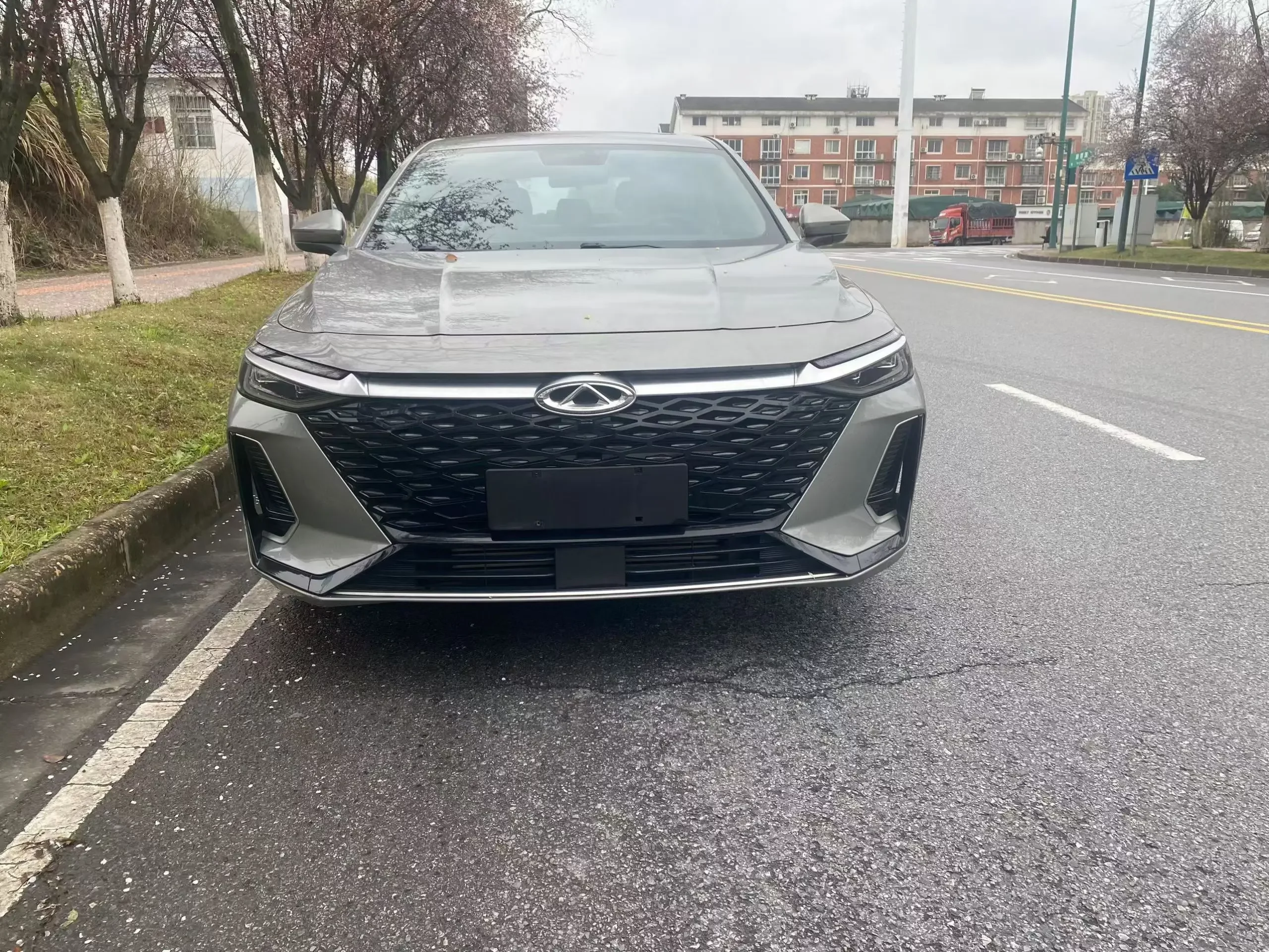 Chery Arrizo 8
