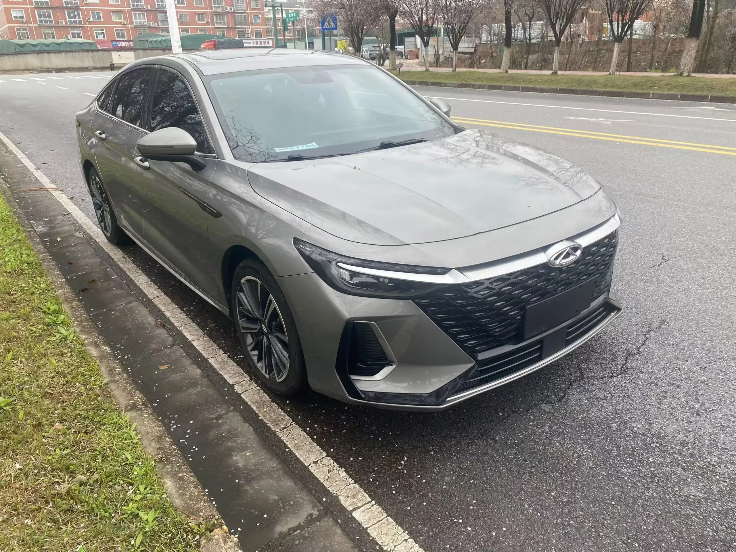 Chery Arrizo 8