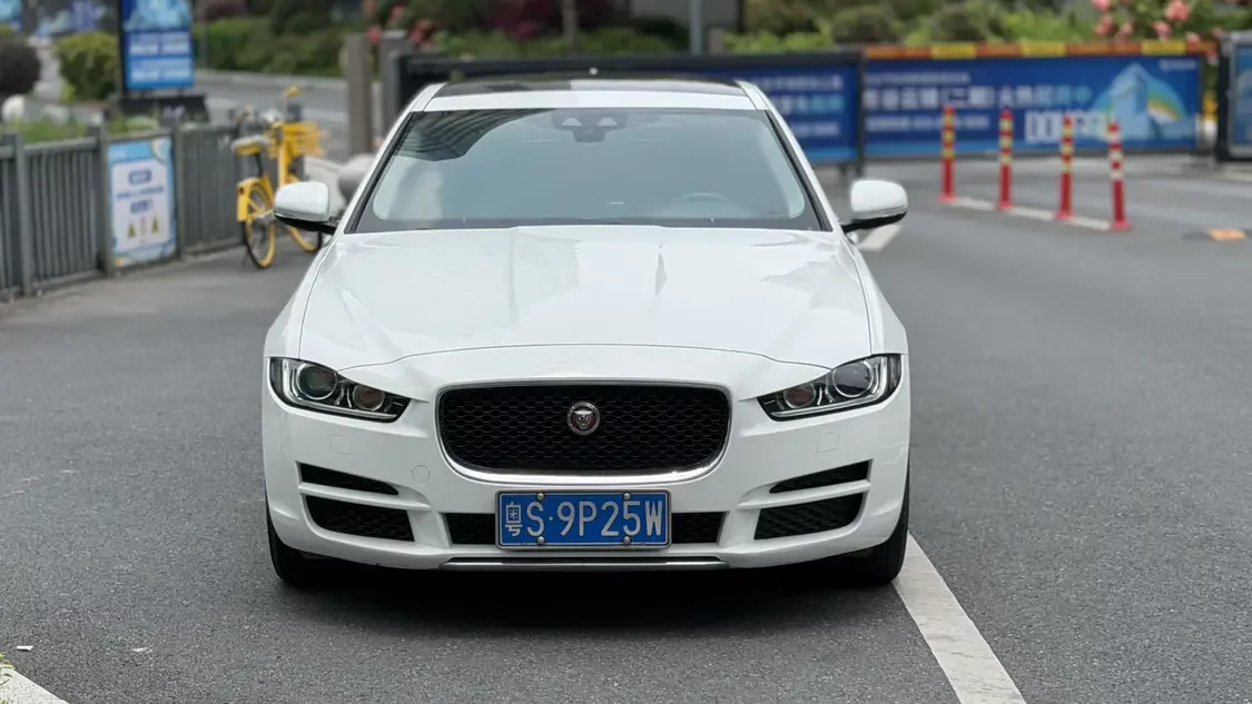 Jaguar XEL