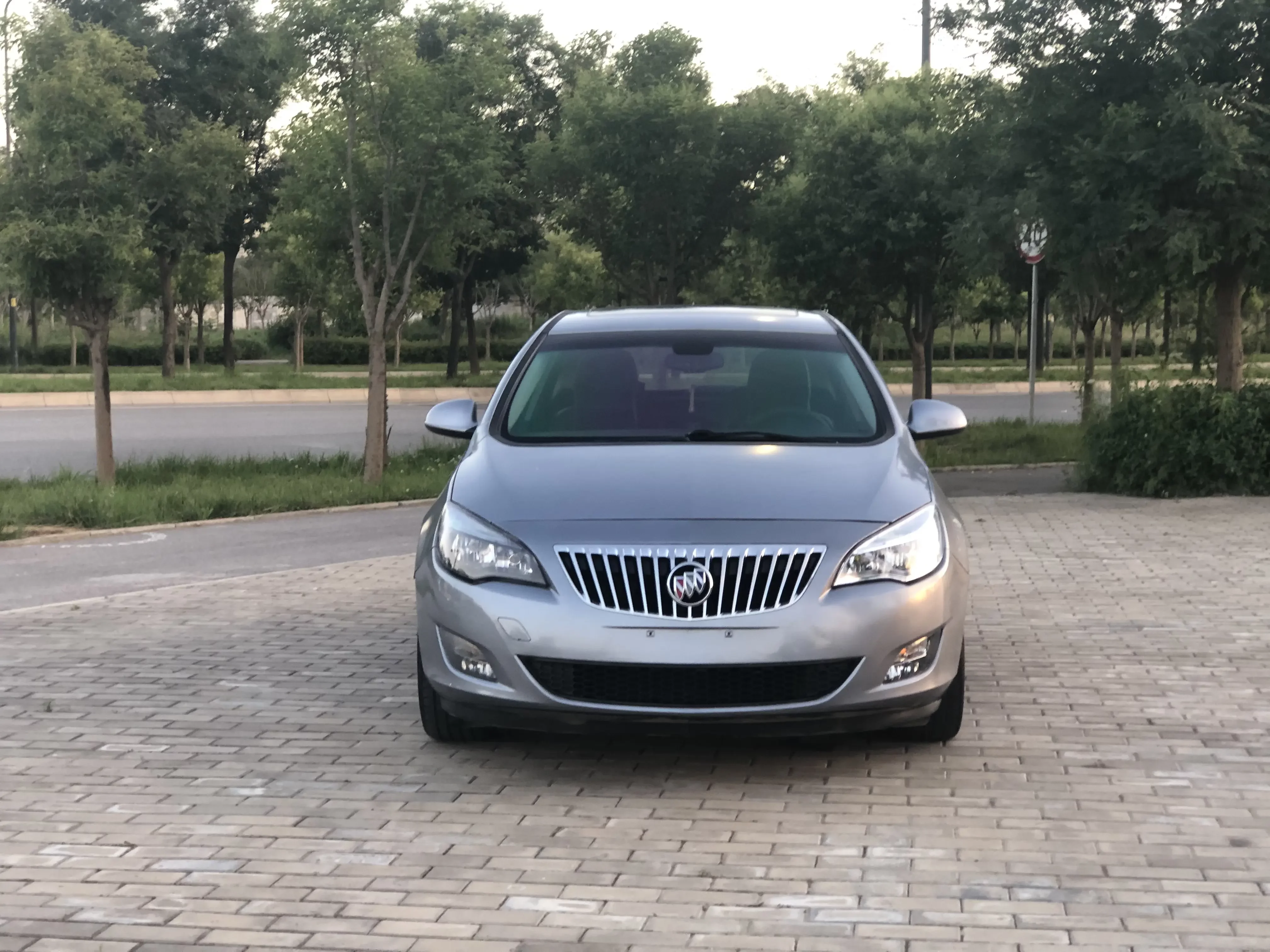 Buick Yinglang
