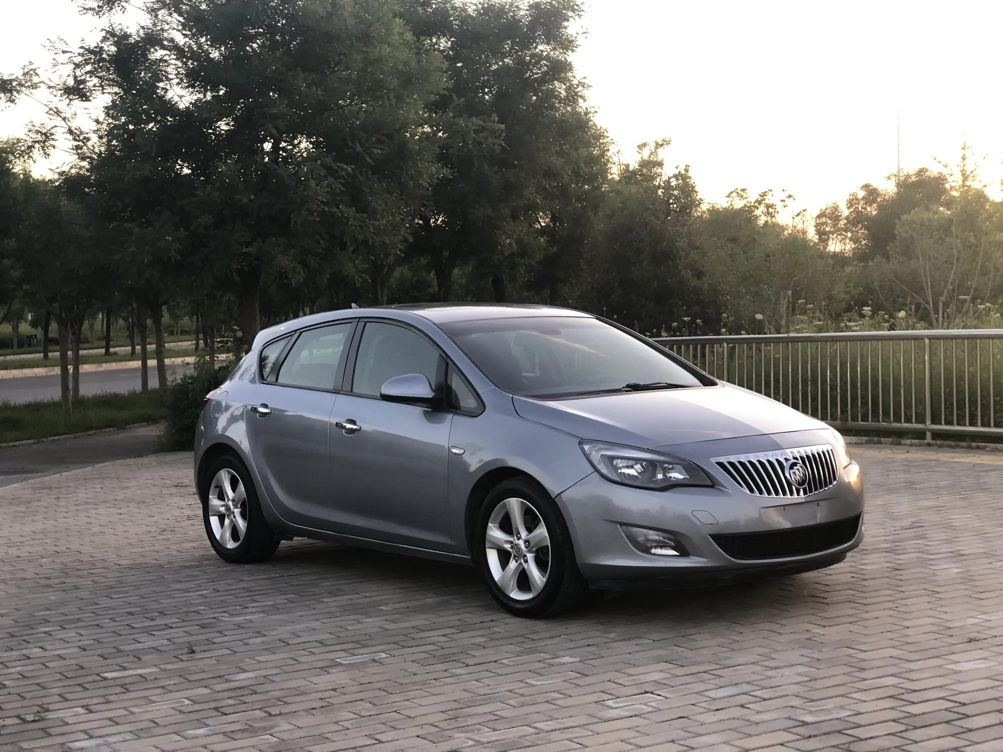 Buick Yinglang