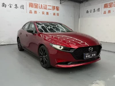 Mazda Axela (3)