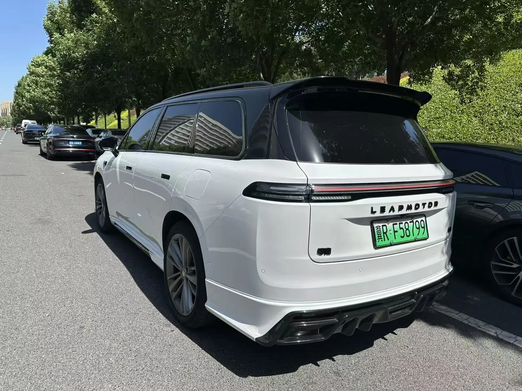 Leapmotor C16