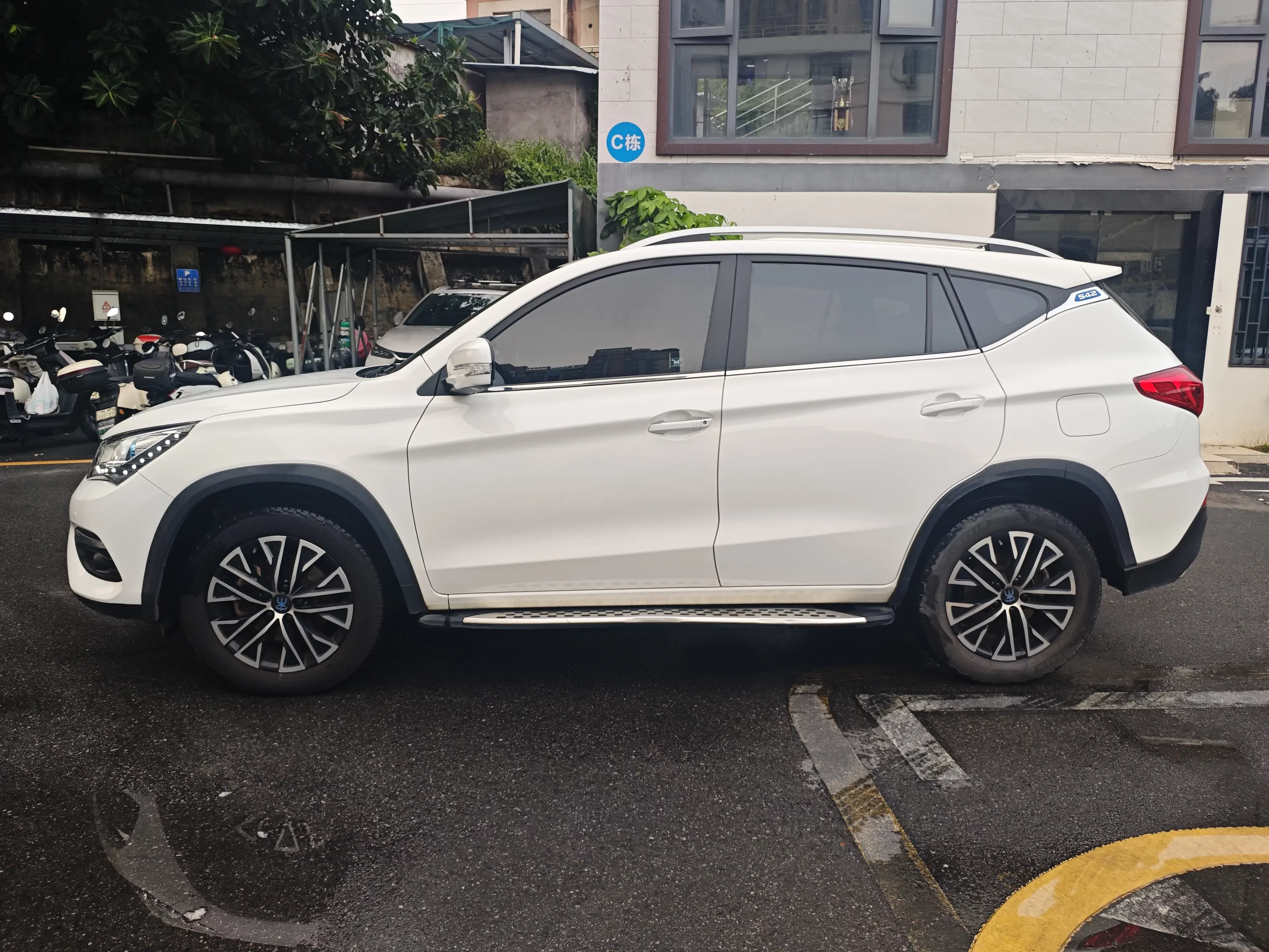 BYD Song DM