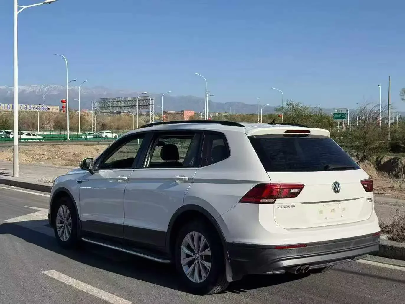 Volkswagen Tiguan L
