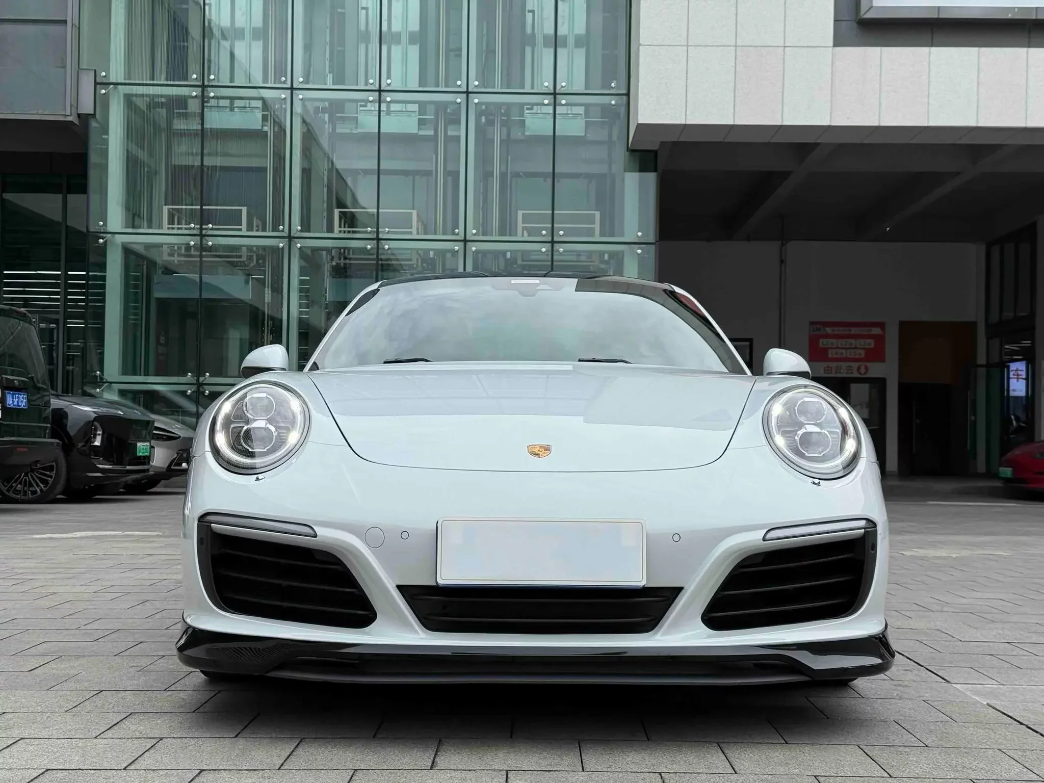 Porsche 911