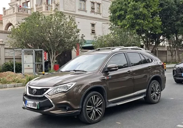 BYD Tang DM
