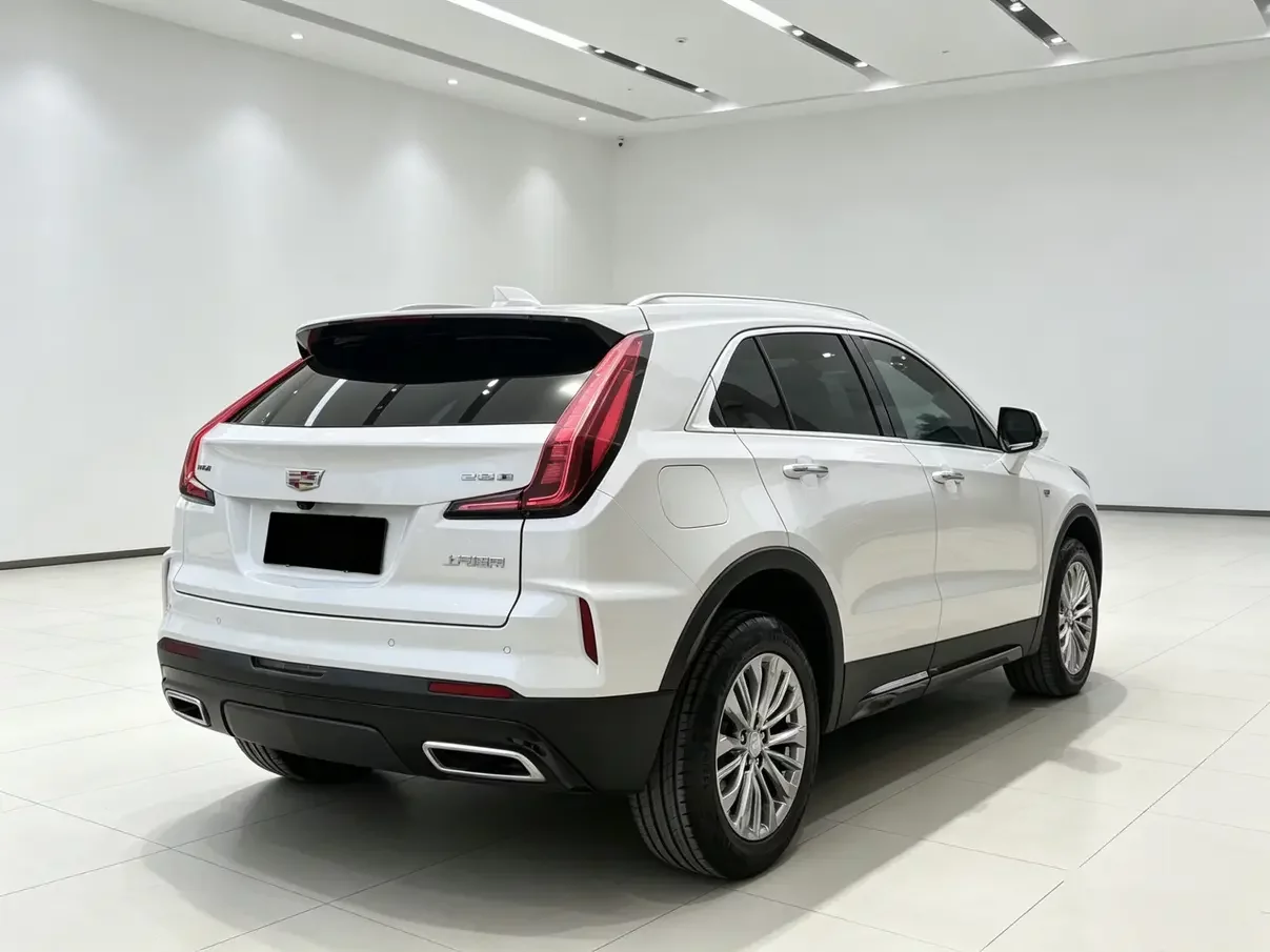 Cadillac XT4