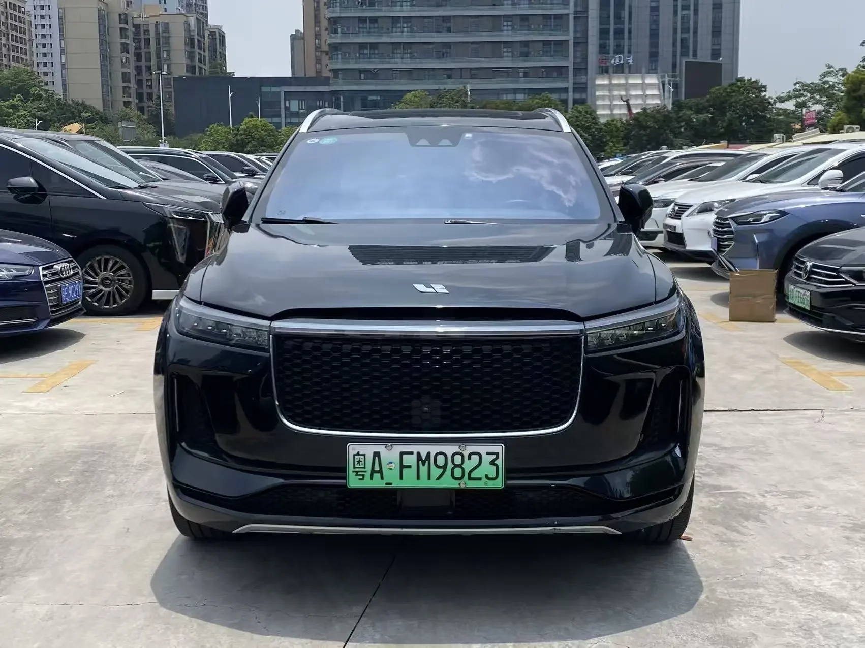 Li ONE (Ideal ONE)  из Китая