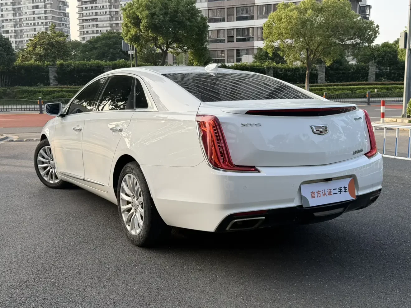 Cadillac XTS