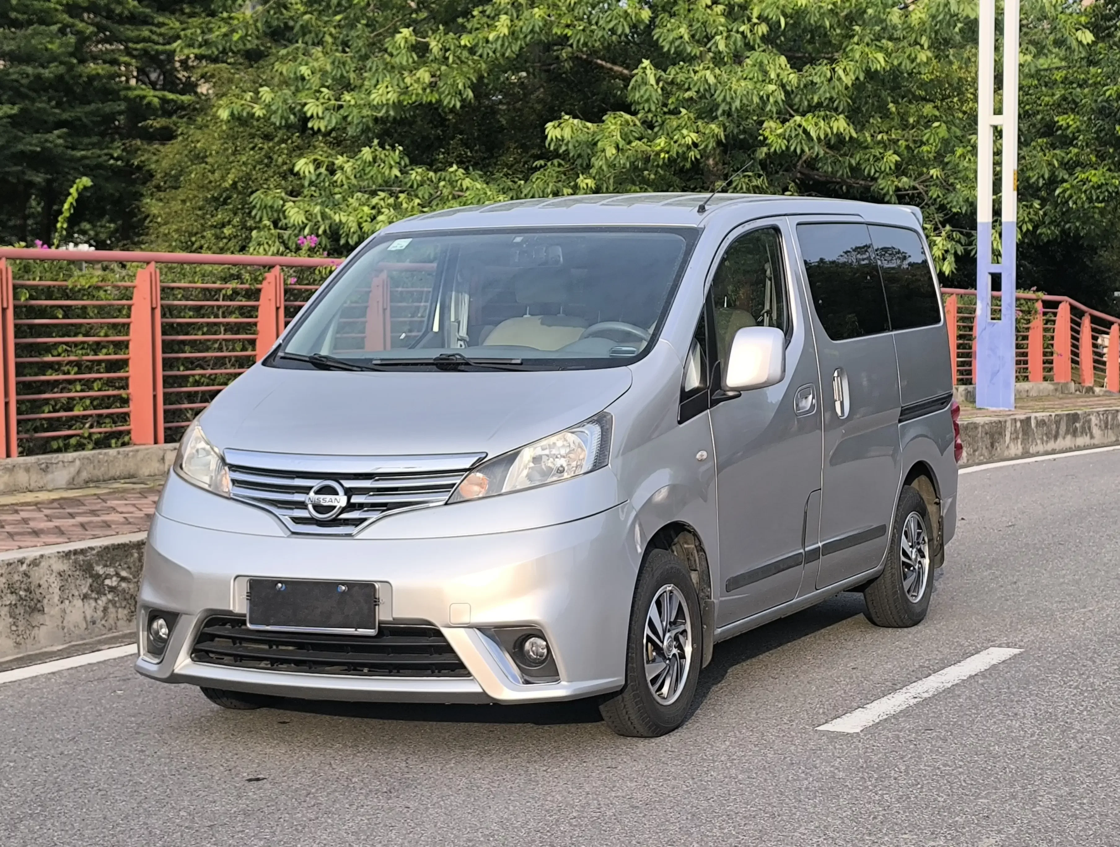 Nissan NV200