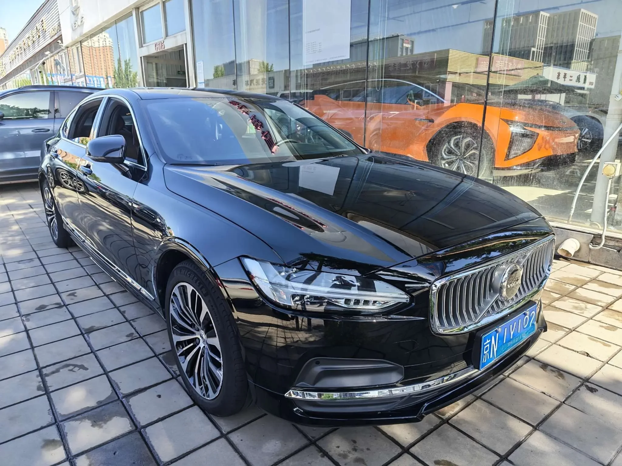 Volvo S90