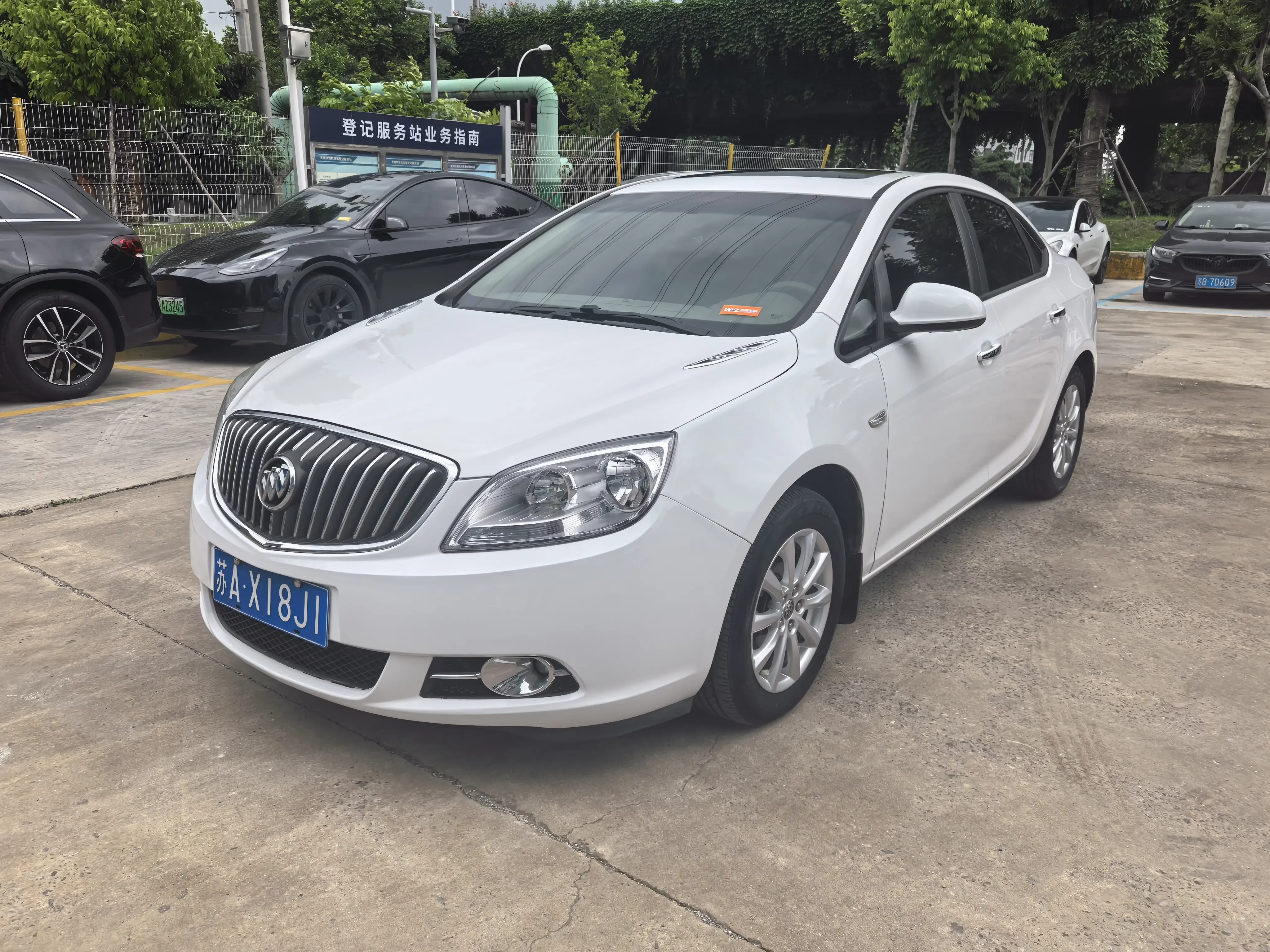 Buick Yinglang