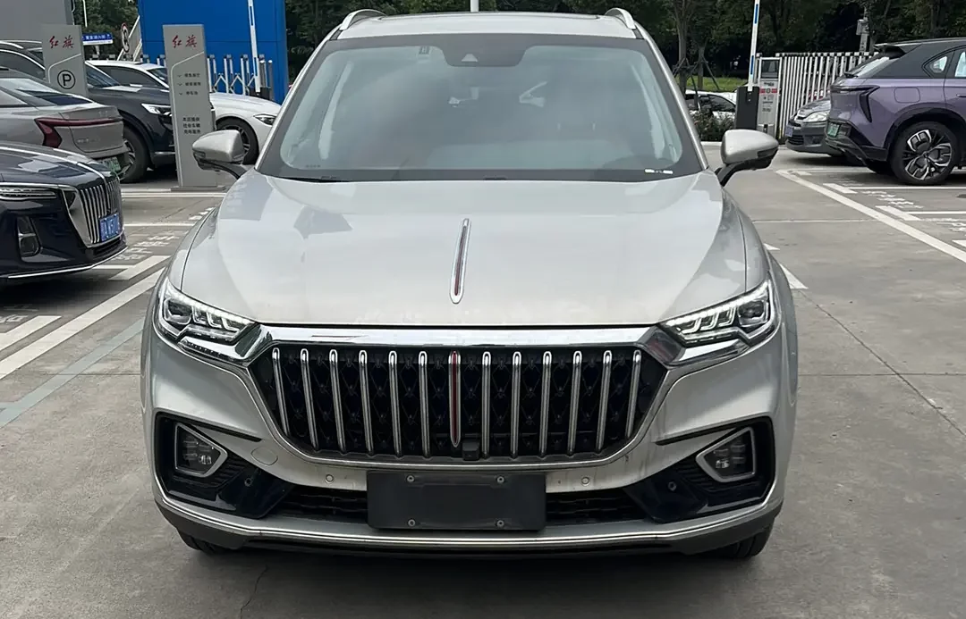 Hongqi HS5