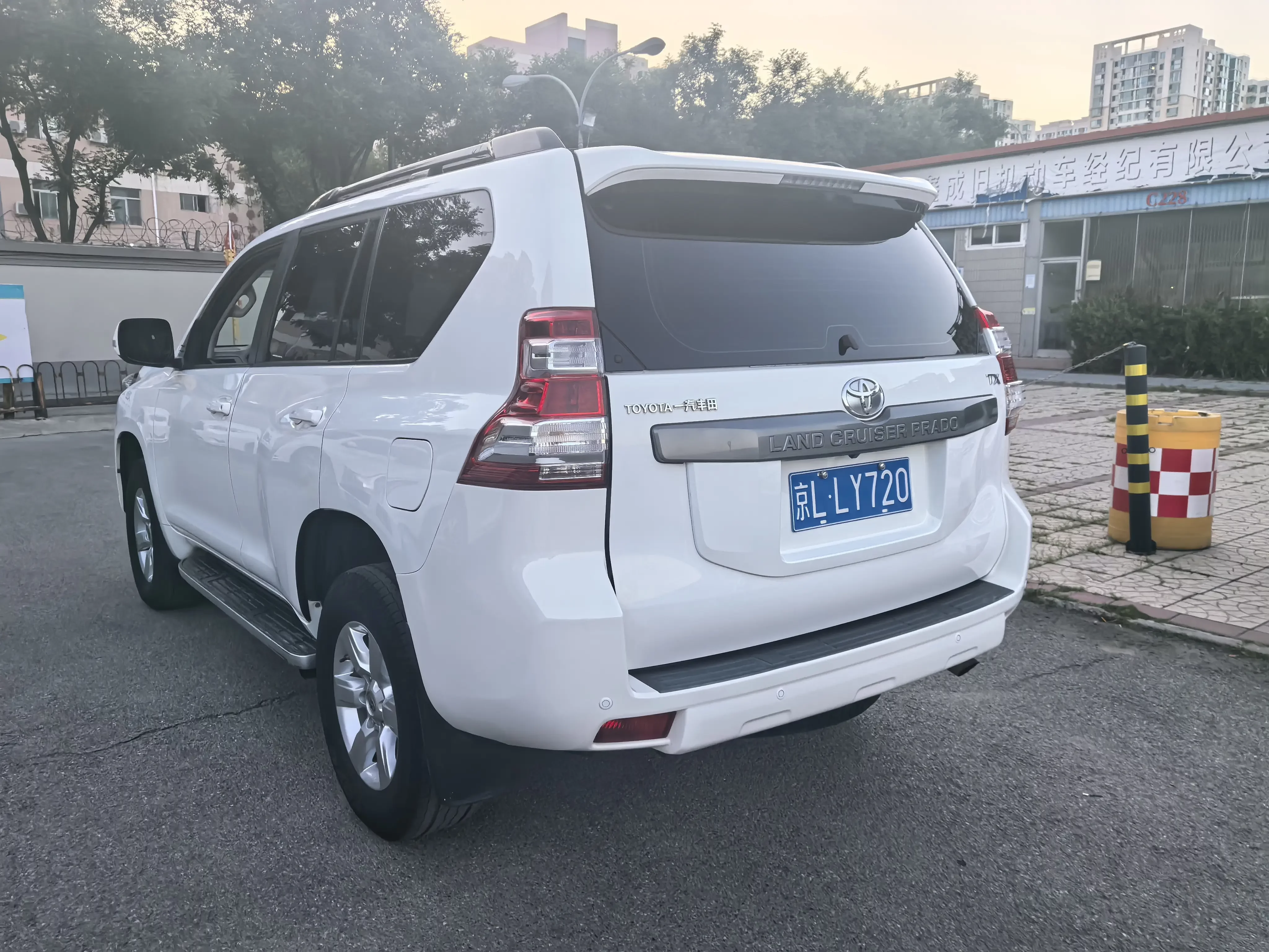 Toyota prado