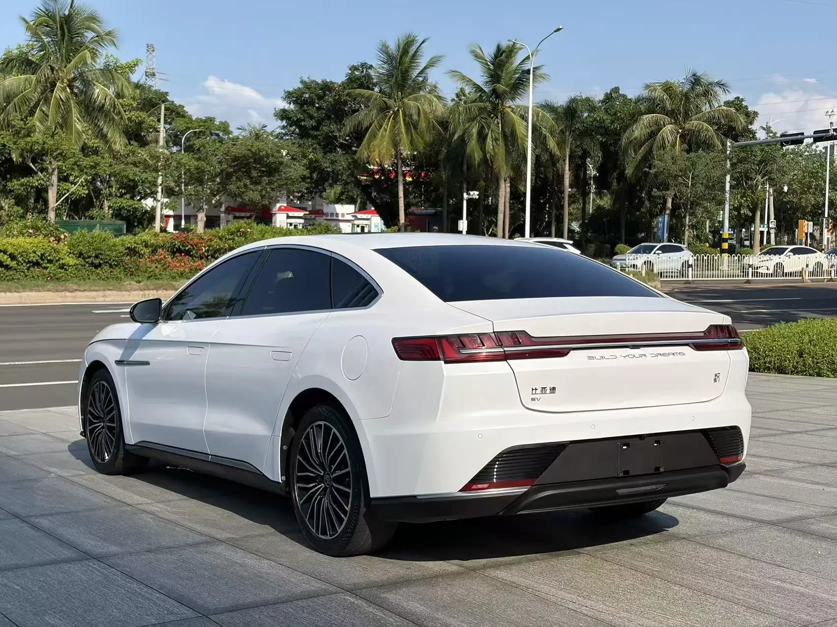 BYD Han EV