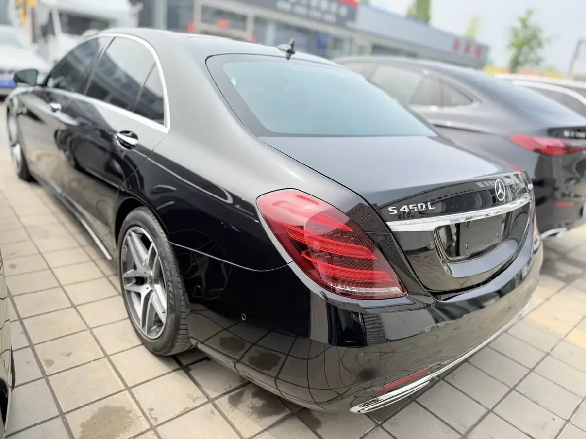 Mercedes-Benz S Class
