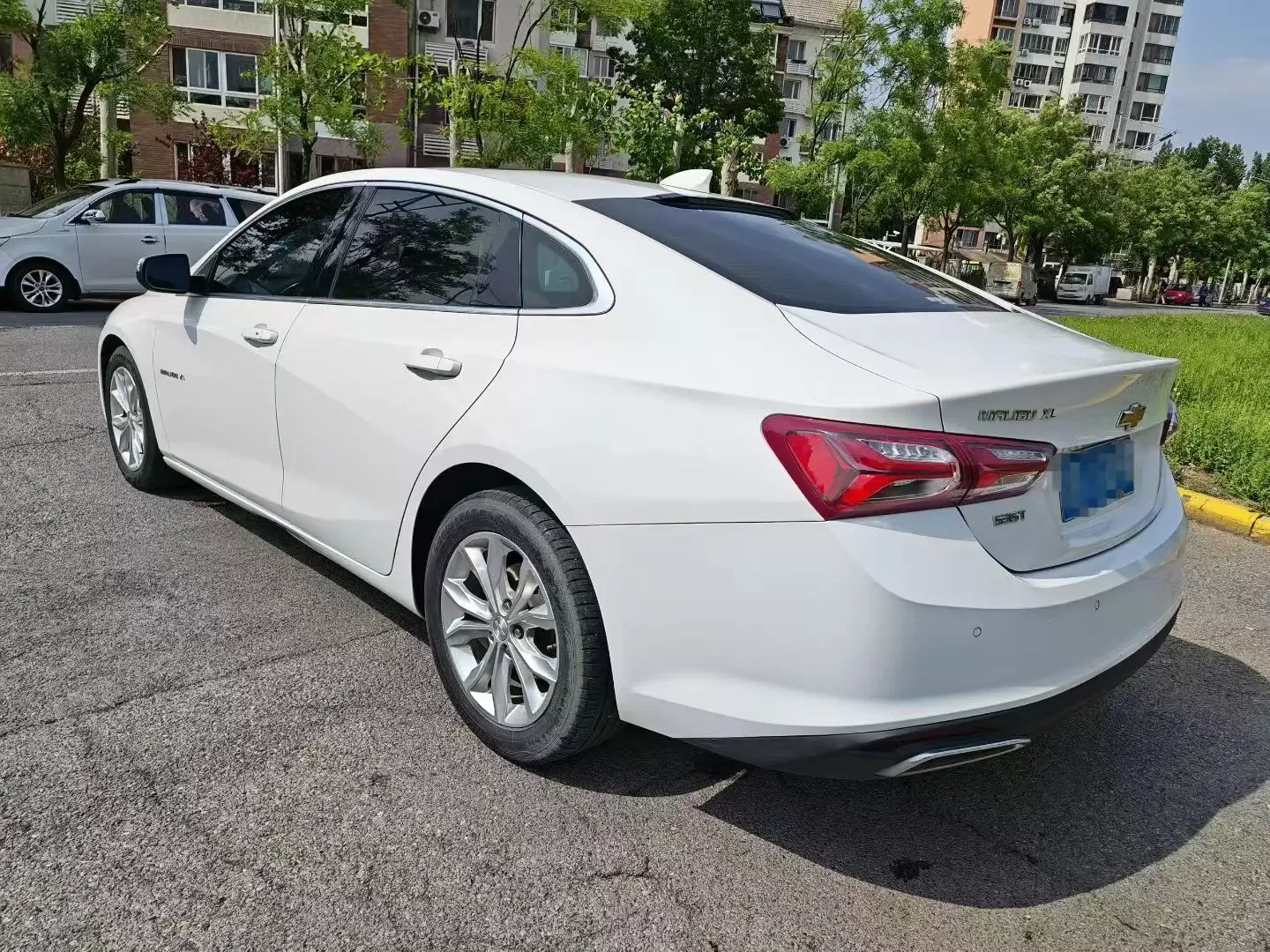 Chevrolet Malibu XL