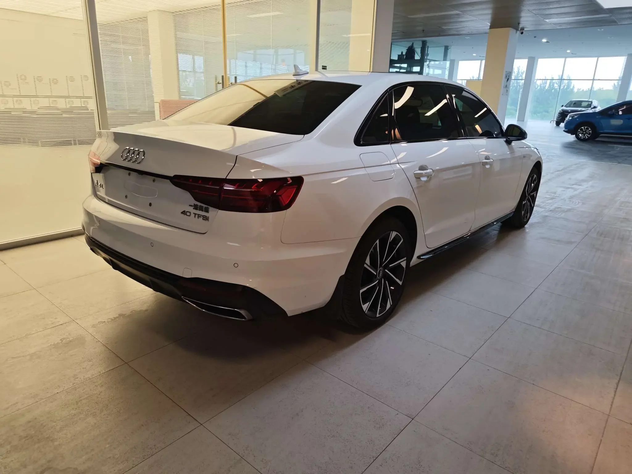 Audi A4L